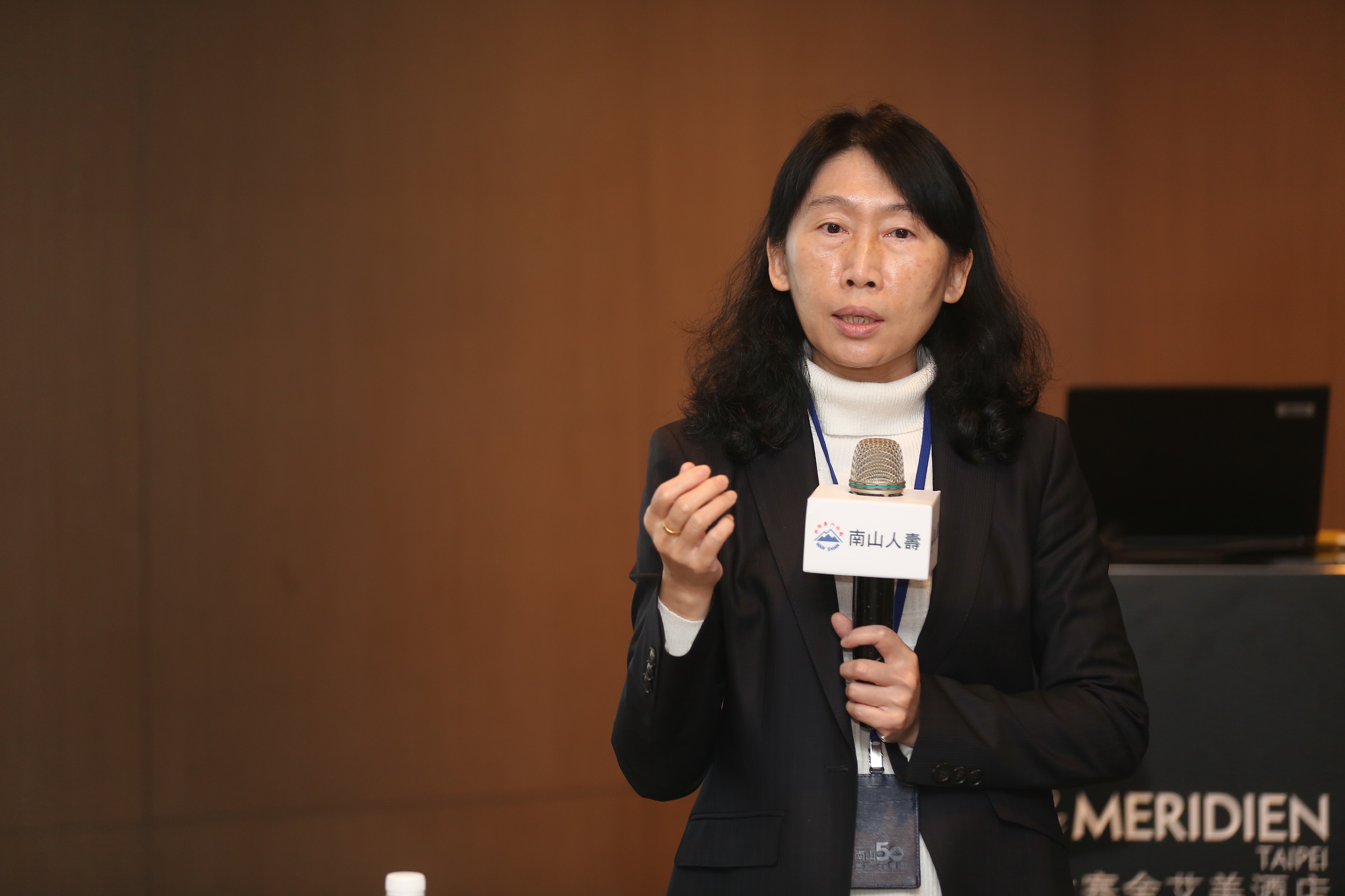 面對裁員疑慮是否影響IPO計畫，南山人壽總座許妙靜直言：不會。