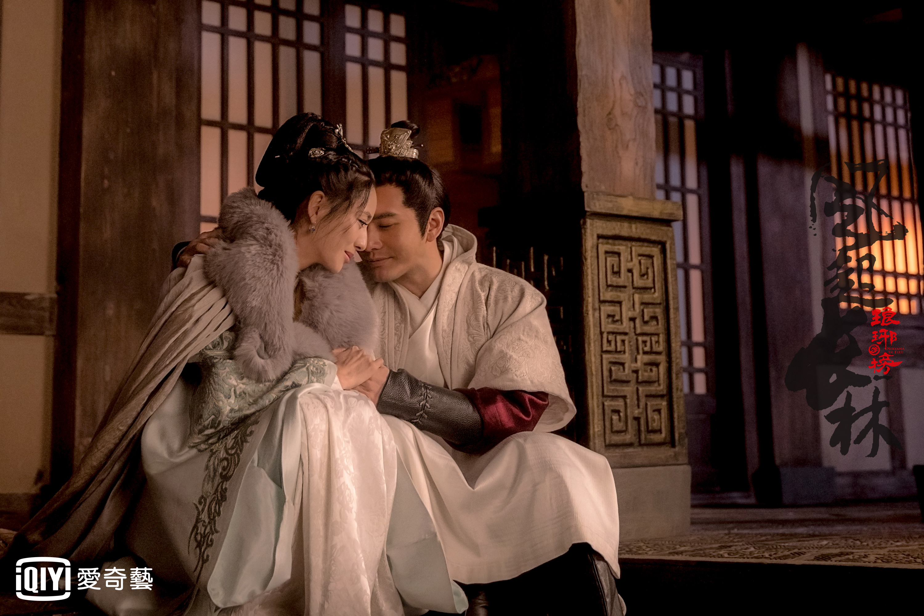 黃曉明與戲中太太佟麗婭的感情戲甜甜的，迷倒一票戲迷。（愛奇藝台灣站）