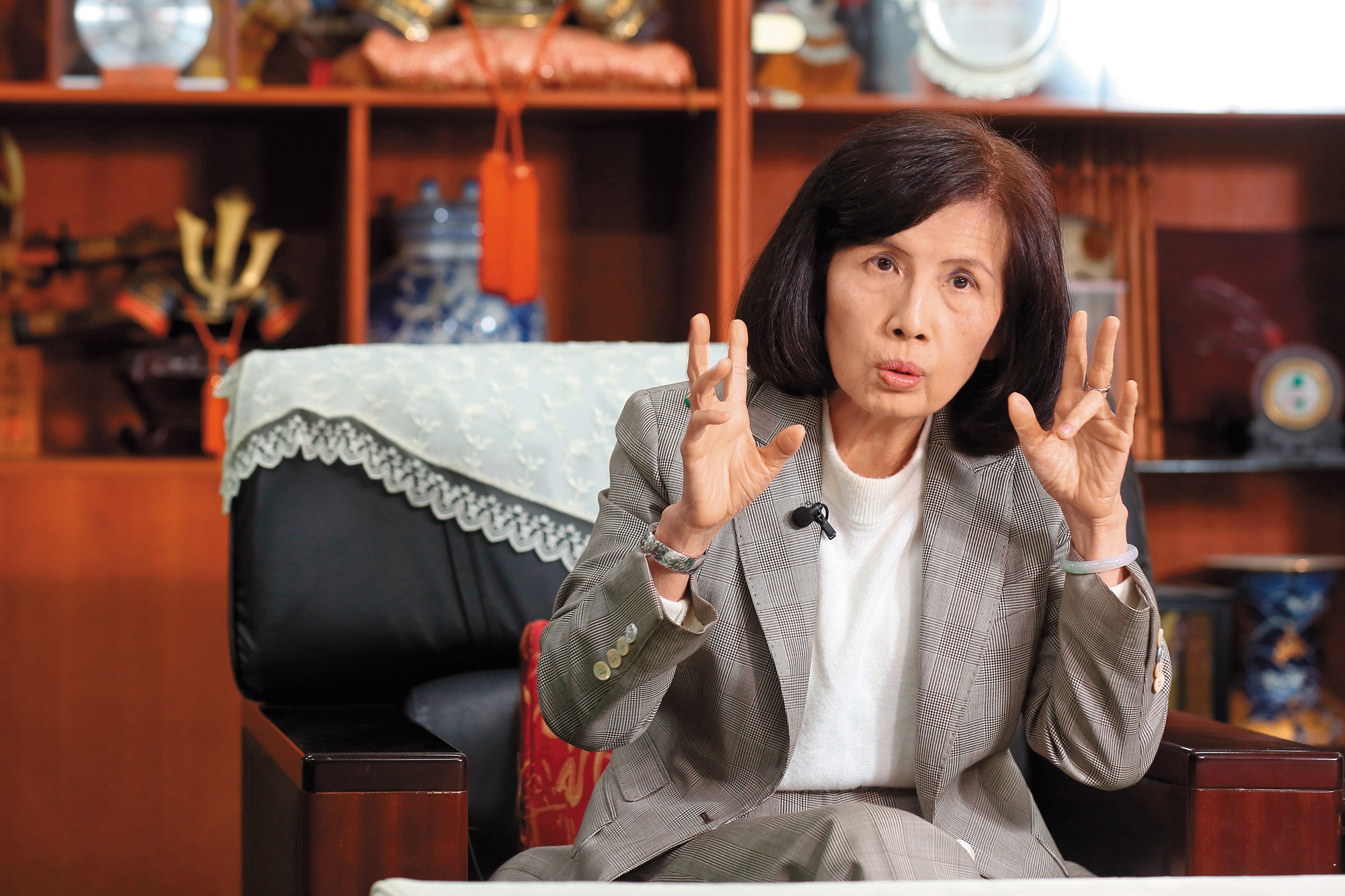 林郭文艷表示，大同現增完成後，負債比將下降到5成。