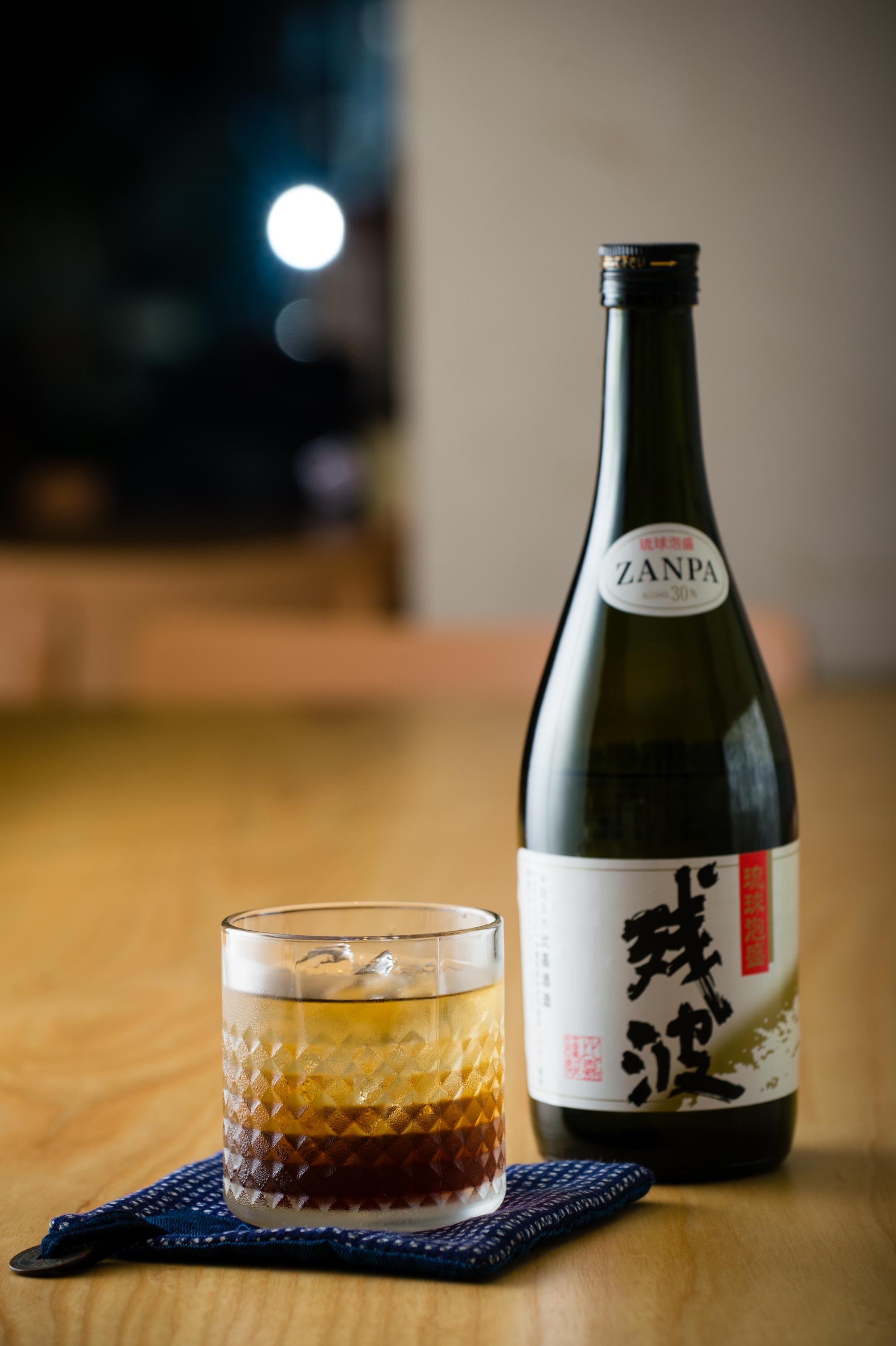 除了九州燒酎,在這也喝得到沖繩人最愛的「泡盛咖啡」,酒香啡香讓人一口接一口。(150元/杯)