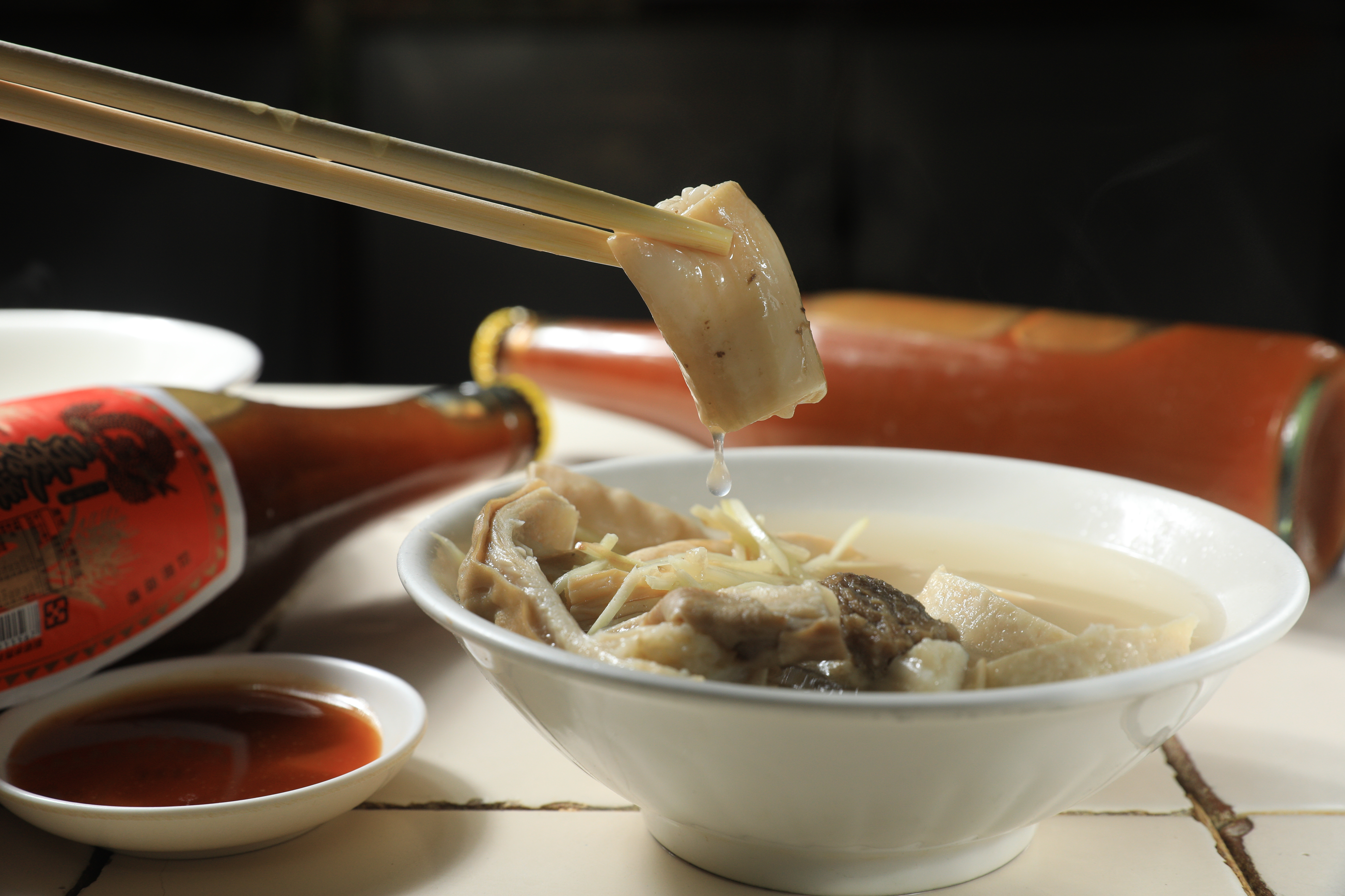 嘉義東市場的「牛雜湯」，美味度可與台南「牛肉湯」匹敵。