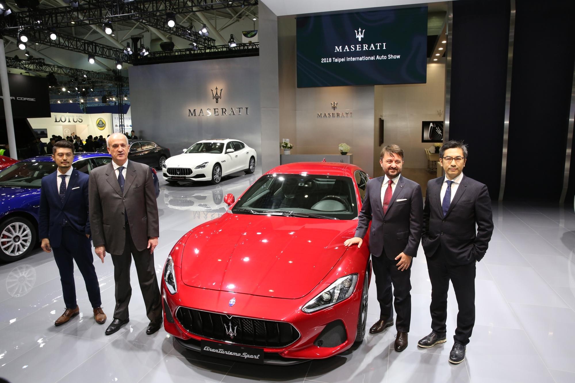 Maserati GranTurismo。