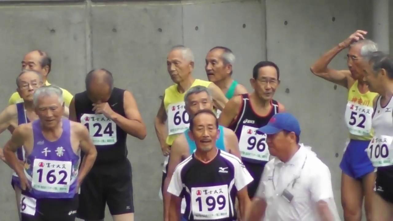 去年於新潟縣舉辦的第37屆「全日本Masters田徑選手資格賽」中高齡參賽者的身影。(翻攝自Youtube)