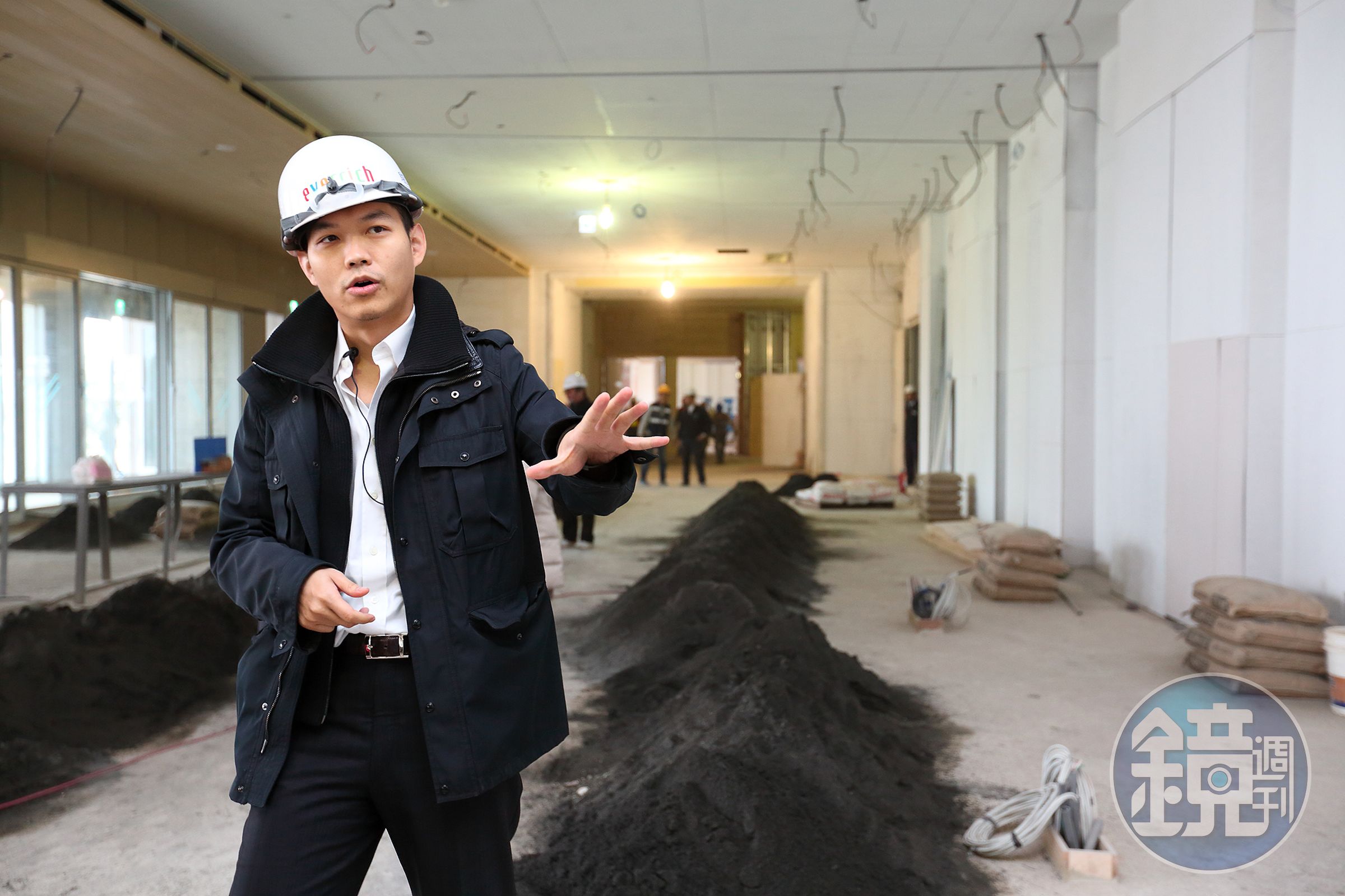 昇恆昌總經理江建廷拚台灣觀光王，逆勢在澎湖開飯店蓋商場。