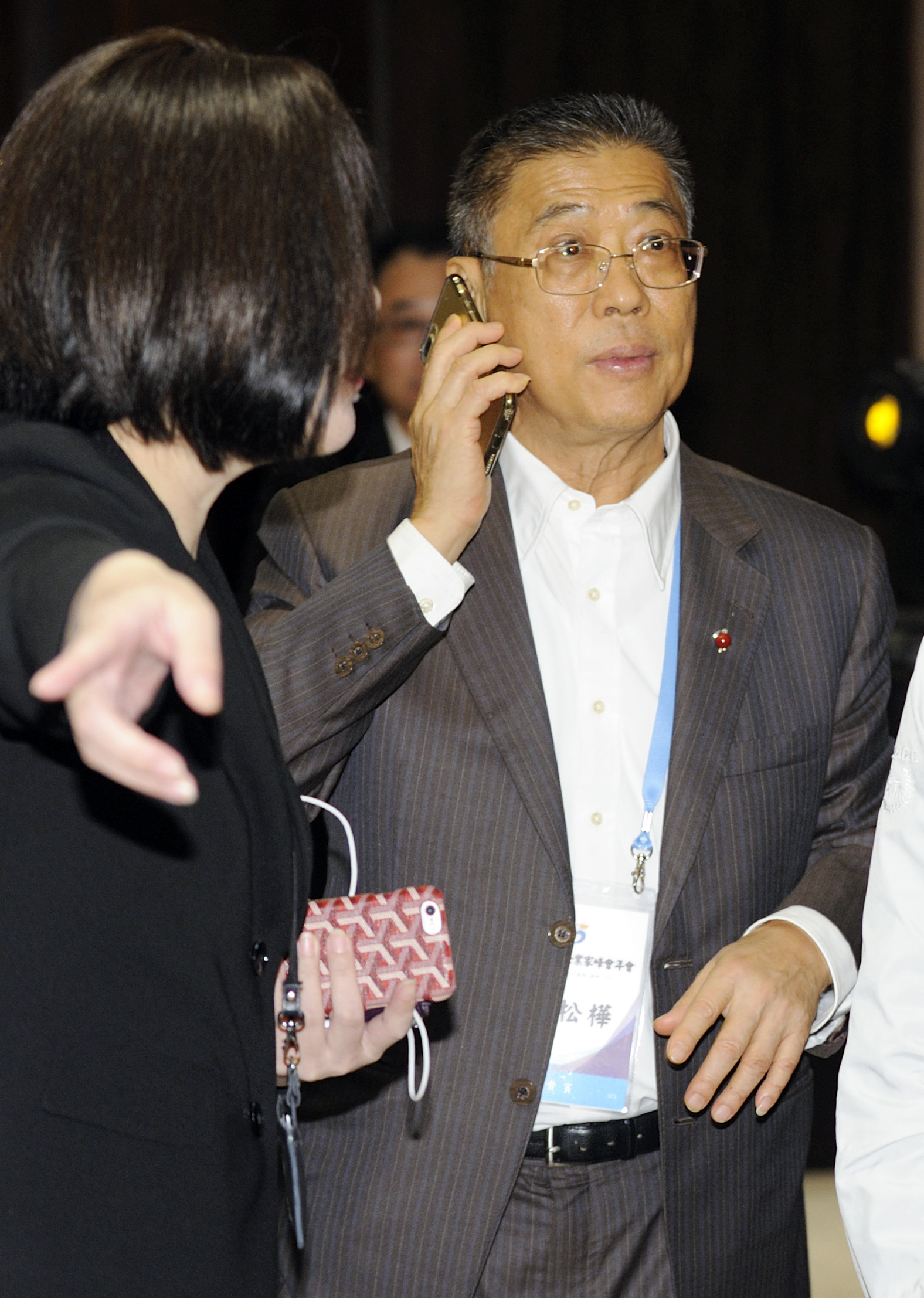 對昇恆昌員工來說，董事長江松樺是精神領袖。