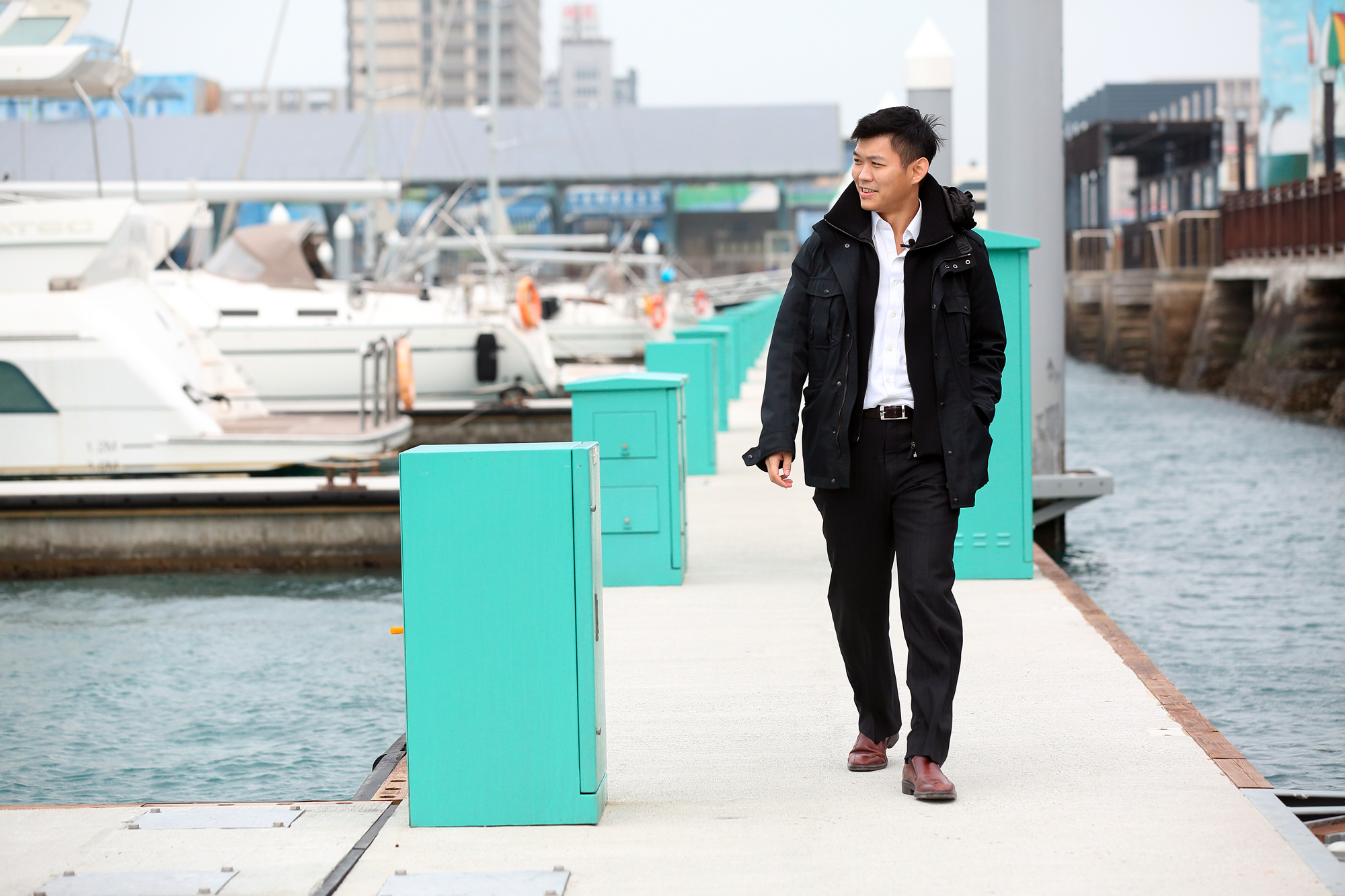 身為企業第二代，江建廷認為凡事做就對了，千萬不要為未來的事情害怕。