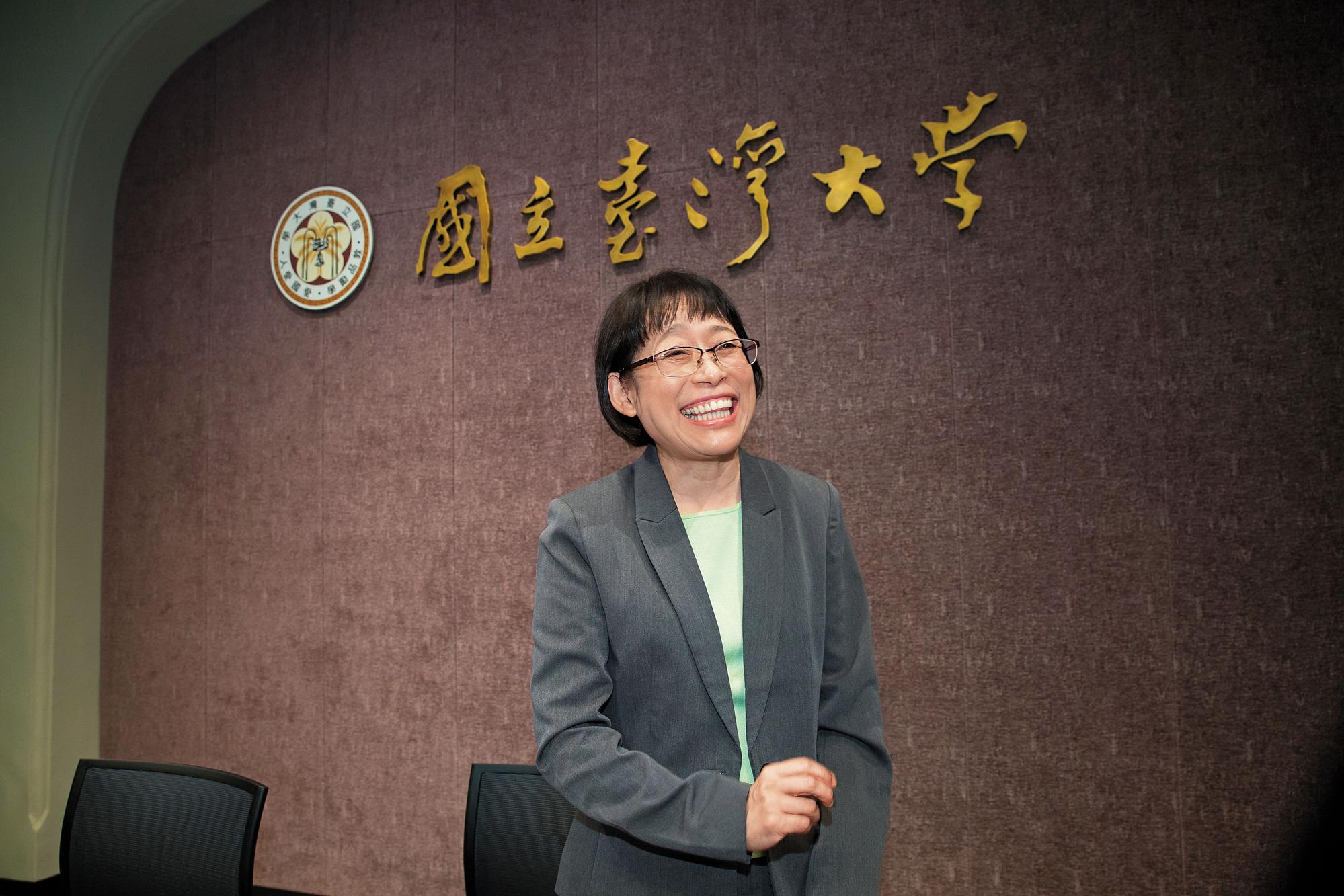 中研院副院長周美吟行事低調，備受李遠哲賞識，這次參加台大校長遴選聲勢一直都不錯。