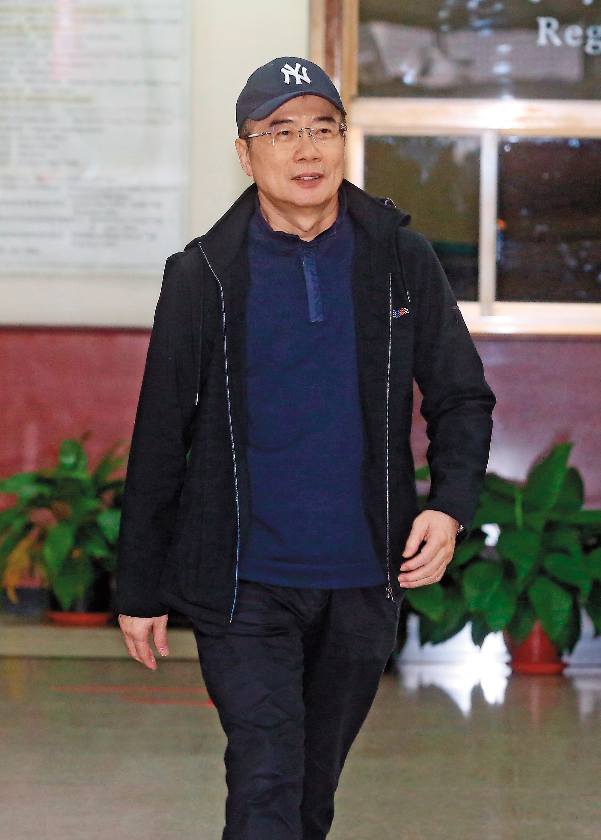 前立委蔡正元供稱,中視案曾受張哲琛所託對保力達報價12億元,並向馬英九報告此事。