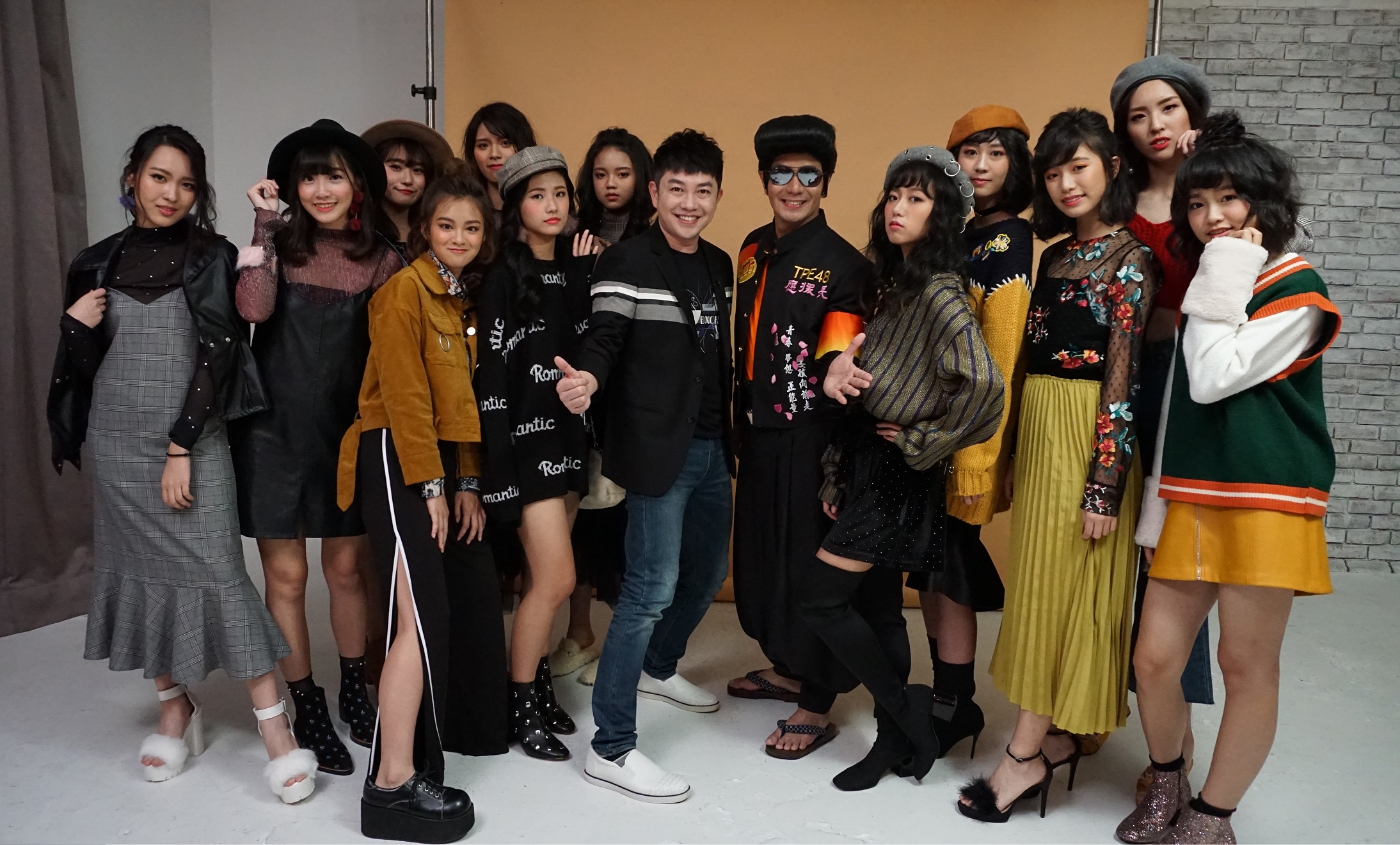 李明川打造TPE48第三階段審查參賽者,變身ViVi時尚流行模特兒。(紅杉娛樂提供)