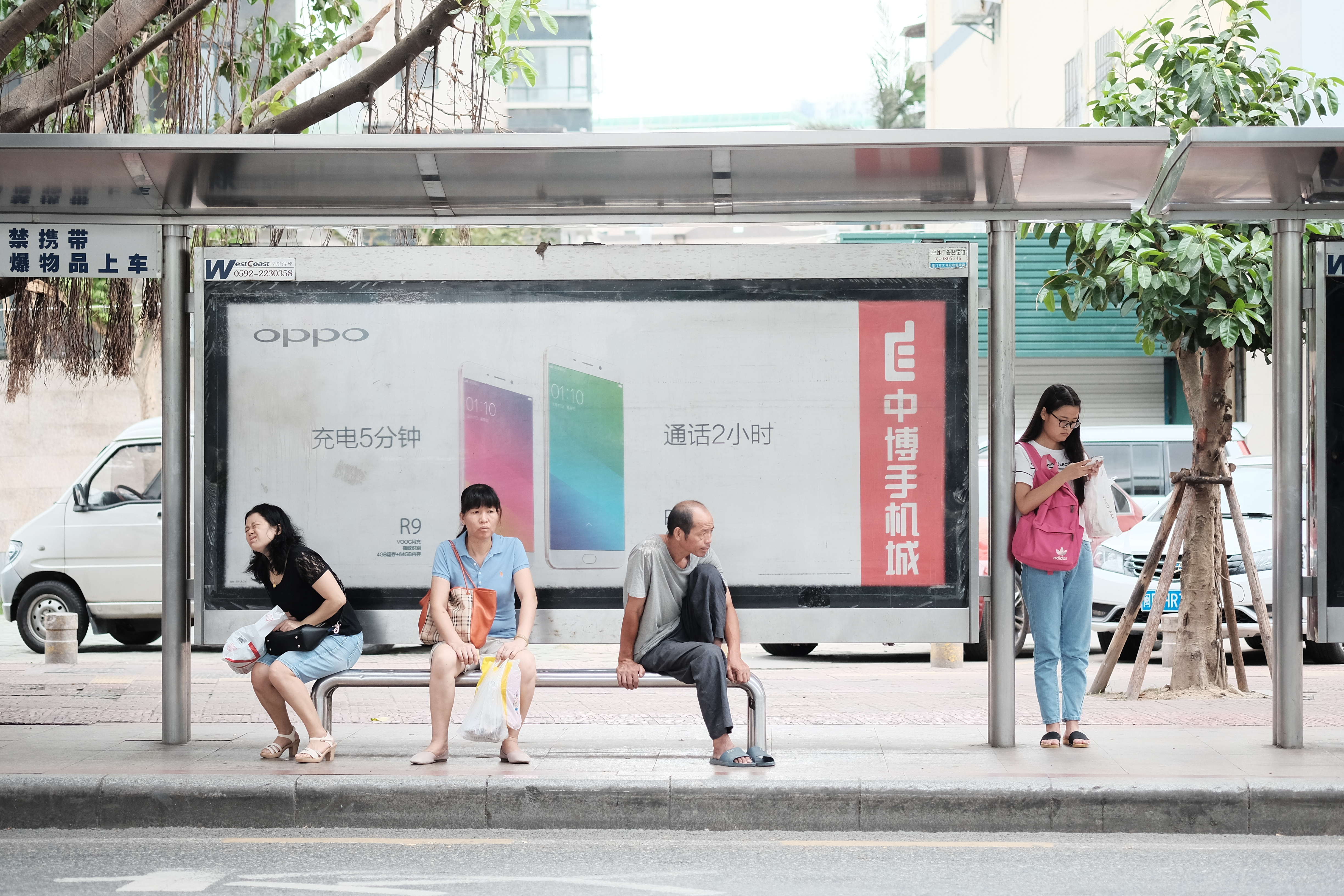 蘋果iPhone X銷售不佳，中國vivo與oppo也傳出銷售趨緩，智慧型手機成長停滯，零組件股價恐持續探底。