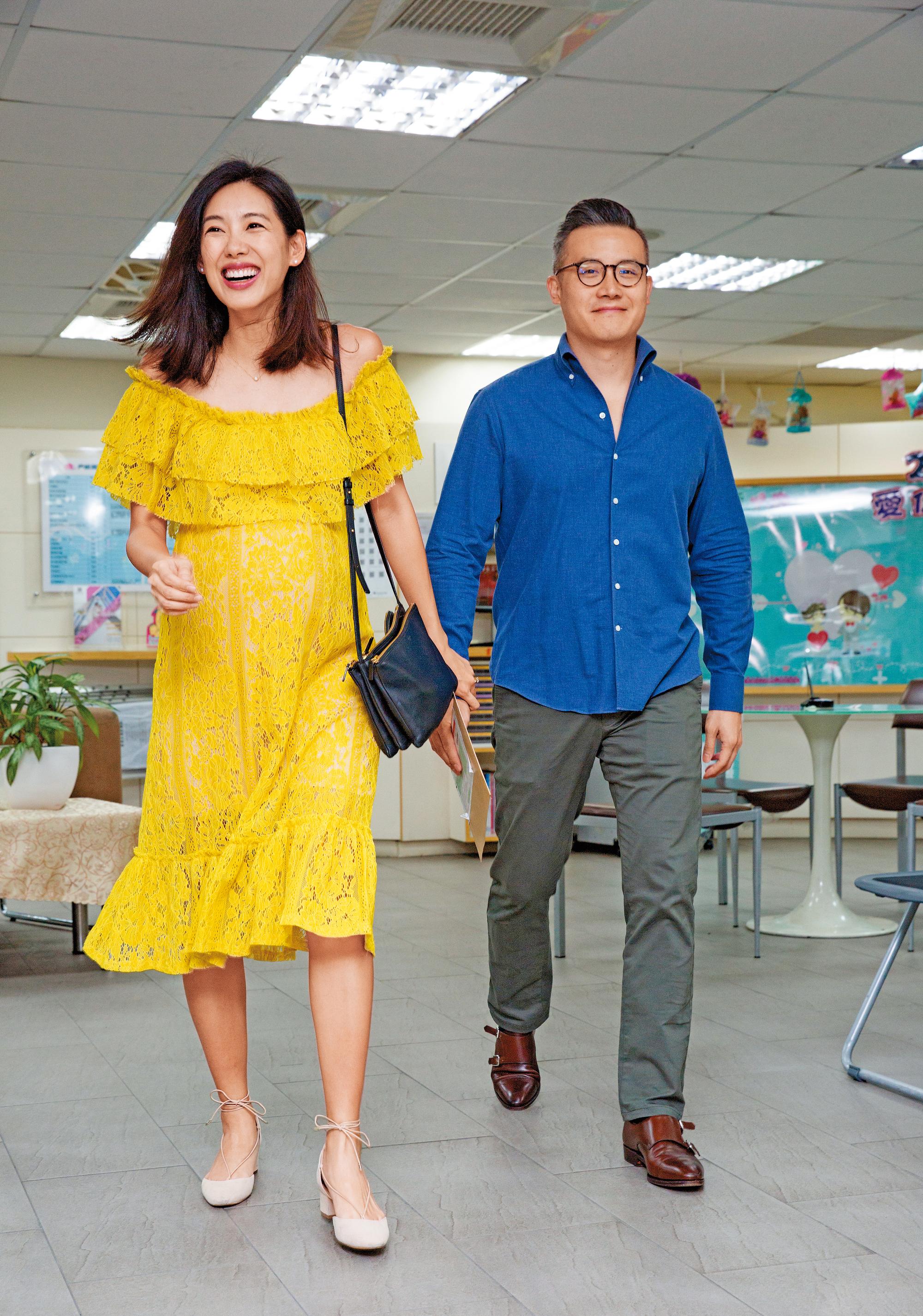 林可彤跟老公Tom去年8月登記結婚時，她已懷孕8個月。