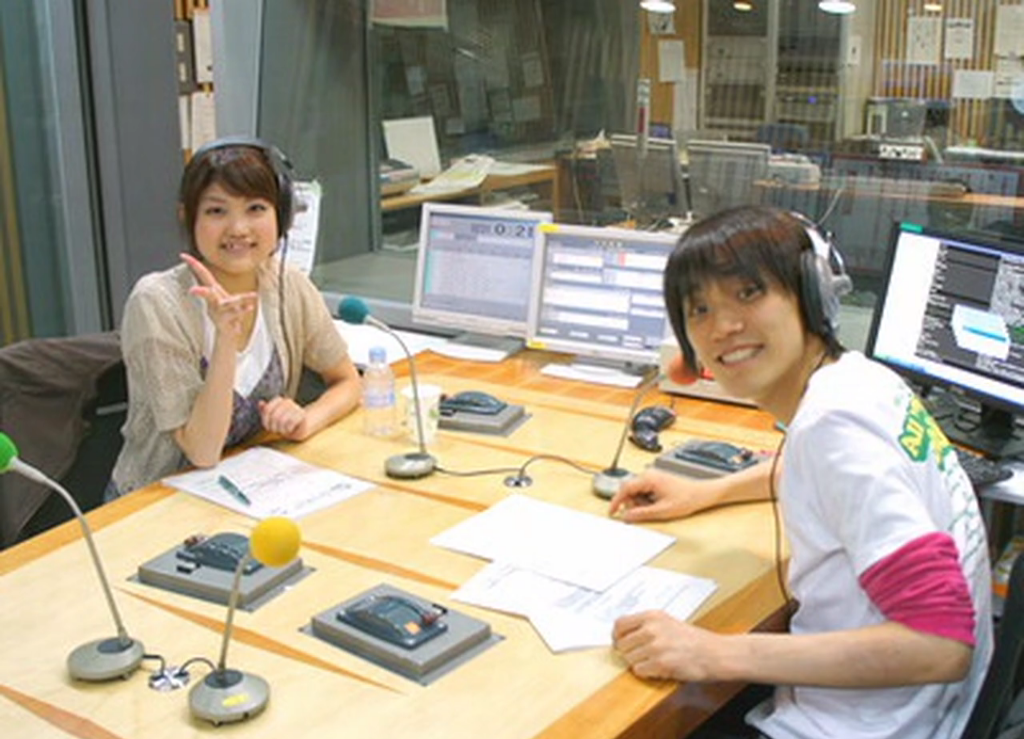 知名聲優早見沙織擔任「變態音響監督」吉田尚記的節目來賓。（翻攝自BILIBILI動畫）