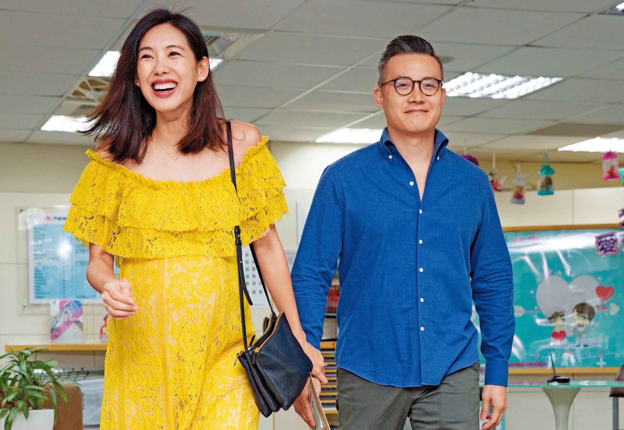林可彤跟老公Tom去年8月登記結婚時,她已懷孕8個月。