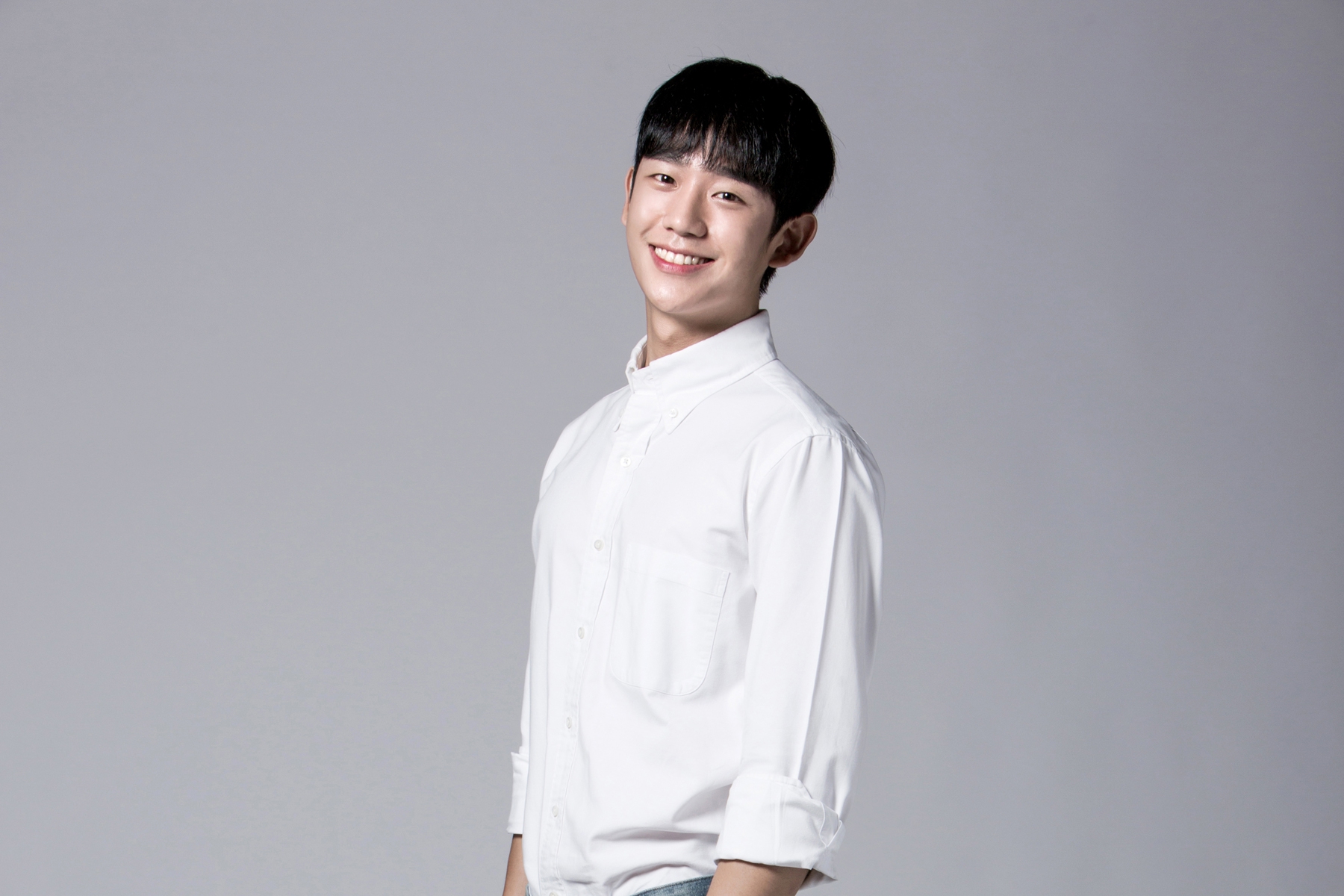 丁海寅將來台灣與粉絲近距離面對面接觸，散發暖男魅力。（希林娛樂提供）