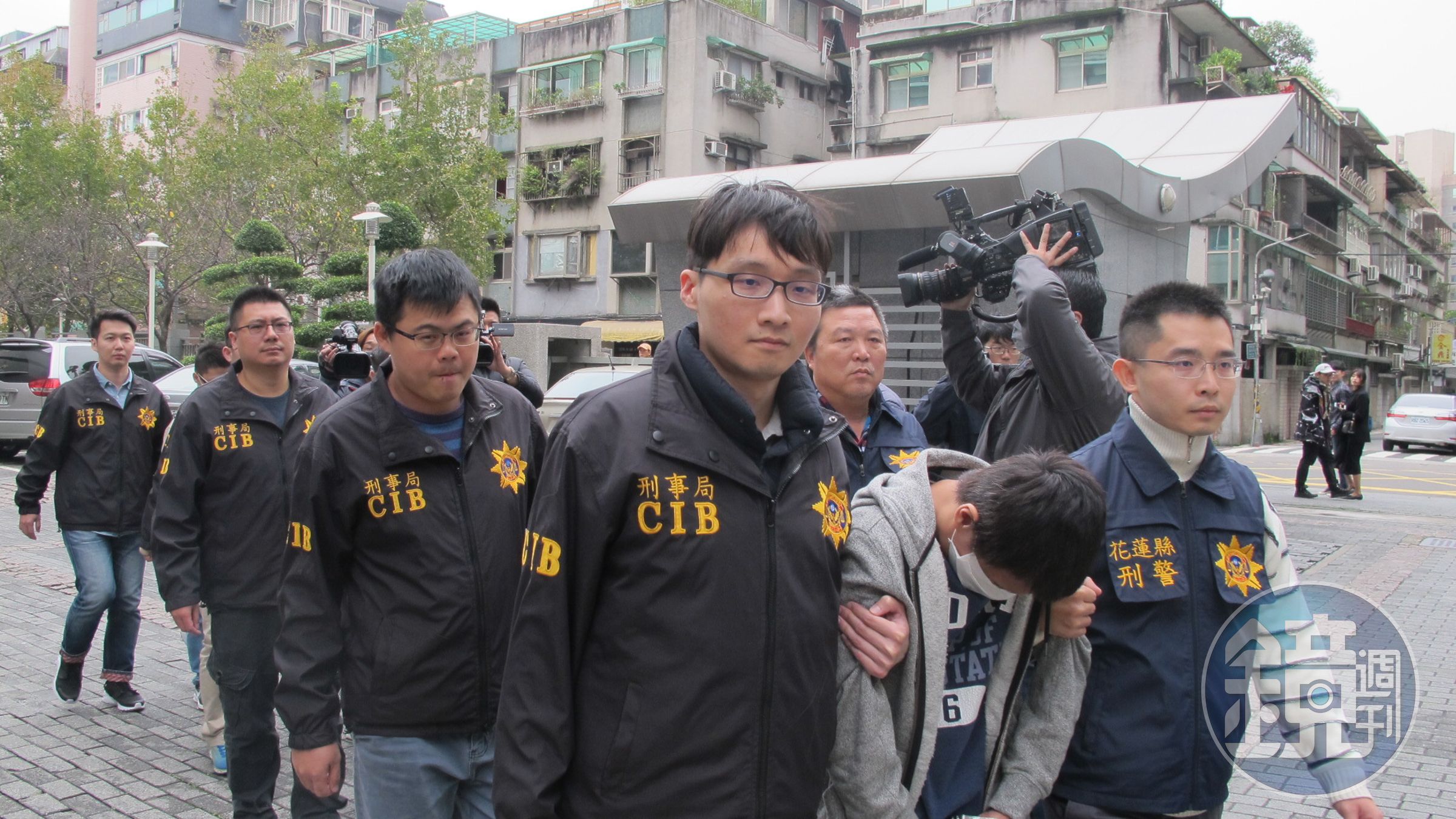 張嫌等人成立假冒銀行的詐騙機房，專騙中國民眾。（刑事局提供）