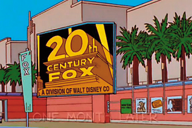 美國成人卡通《辛普森家庭》曾在近20年前出現迪士尼收購福斯集團的情節。（翻攝自Variety.com）