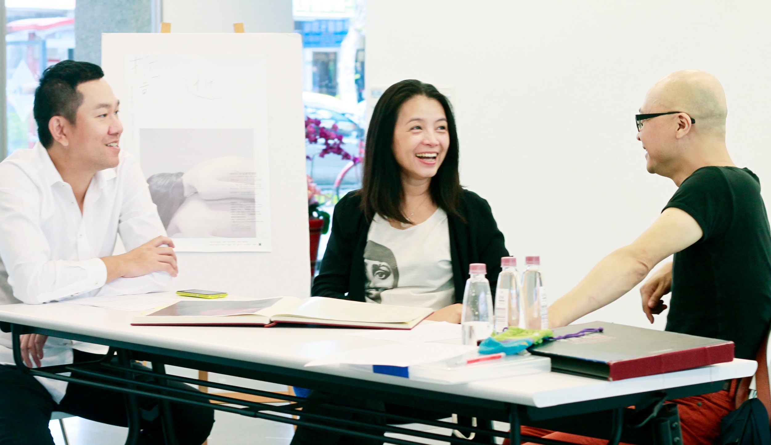 姚淑芬（中）是當代舞團創辦人（翻攝自youtube）