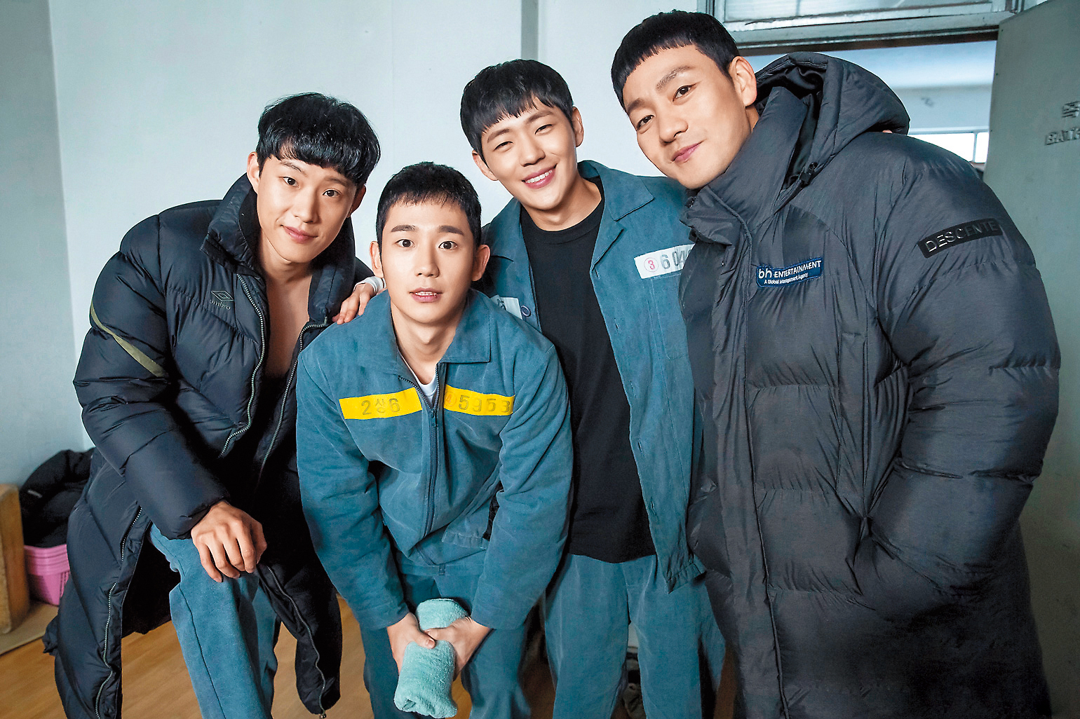 韓劇《機智的牢房生活》機智幽默又有正能量，演員笑容迷人、身材健美，談人性還是人性，但有時監獄的日常溫馨有如美男戰鬥營。