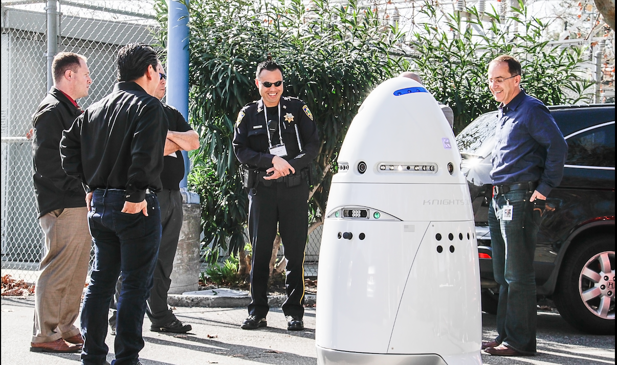 矽谷公司Knightscope出品的警戒用機器人K9。(東方IC)