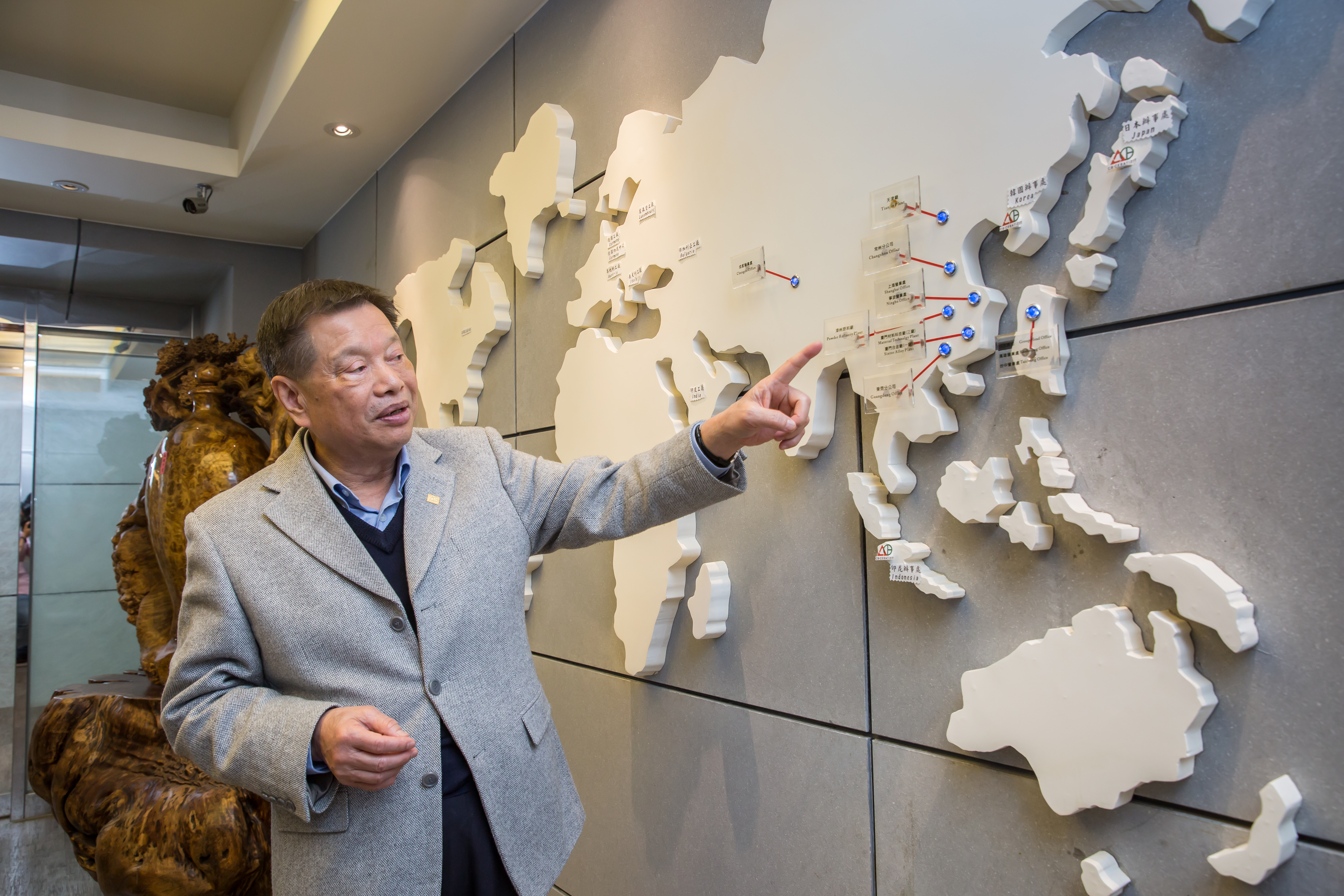 從鎢鋼大王到加碼投資台灣開飯店，白手起家廖萬隆生於雲林鄉下，而今事業版圖行銷擴展至全球50多個國家。