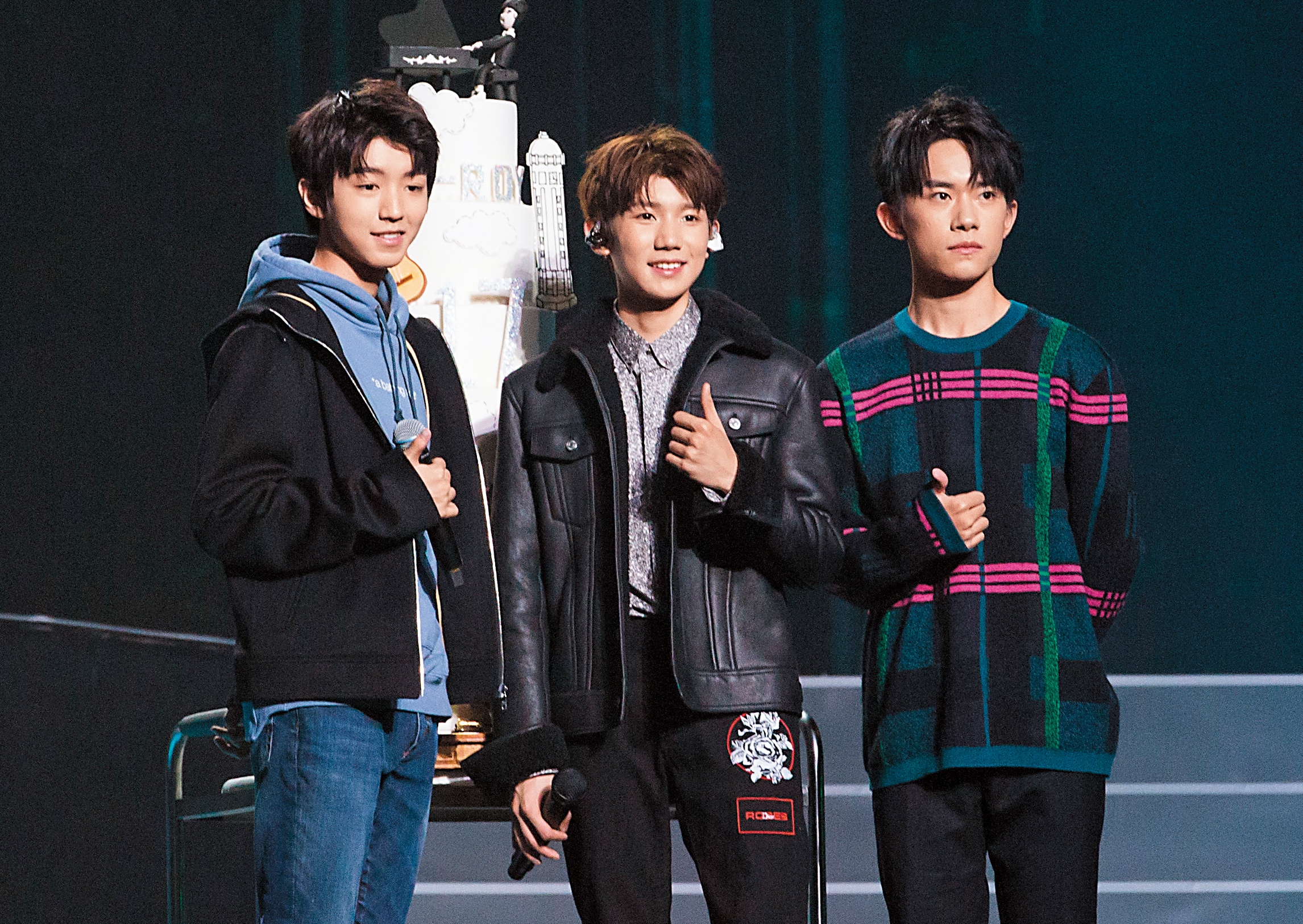 TFBoys以網路傳播的方式爆紅，是繼小虎隊後在中國擁大批粉絲的少年偶像。 左起：王俊凱、王源、易烊千璽。（東方IC）