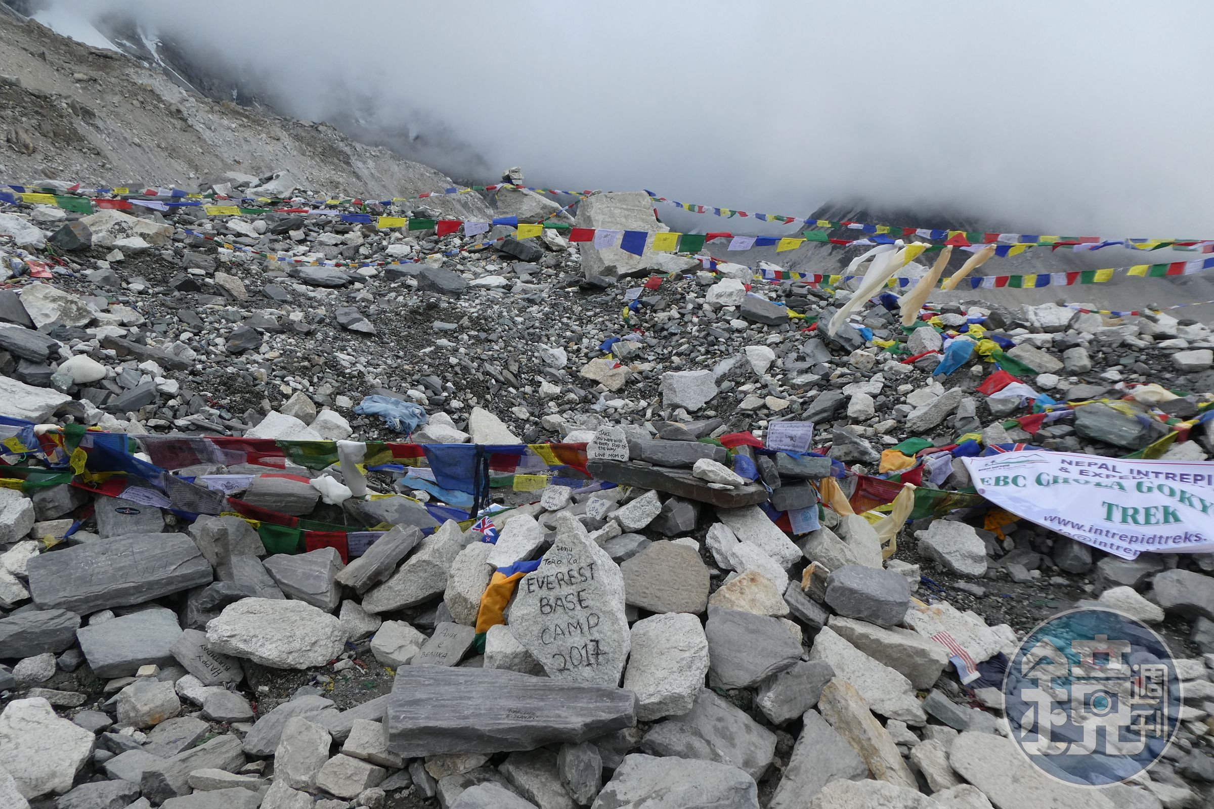 前往海拔5,300公尺的聖母峰基地營前，最好事先服用高山症預防藥物。