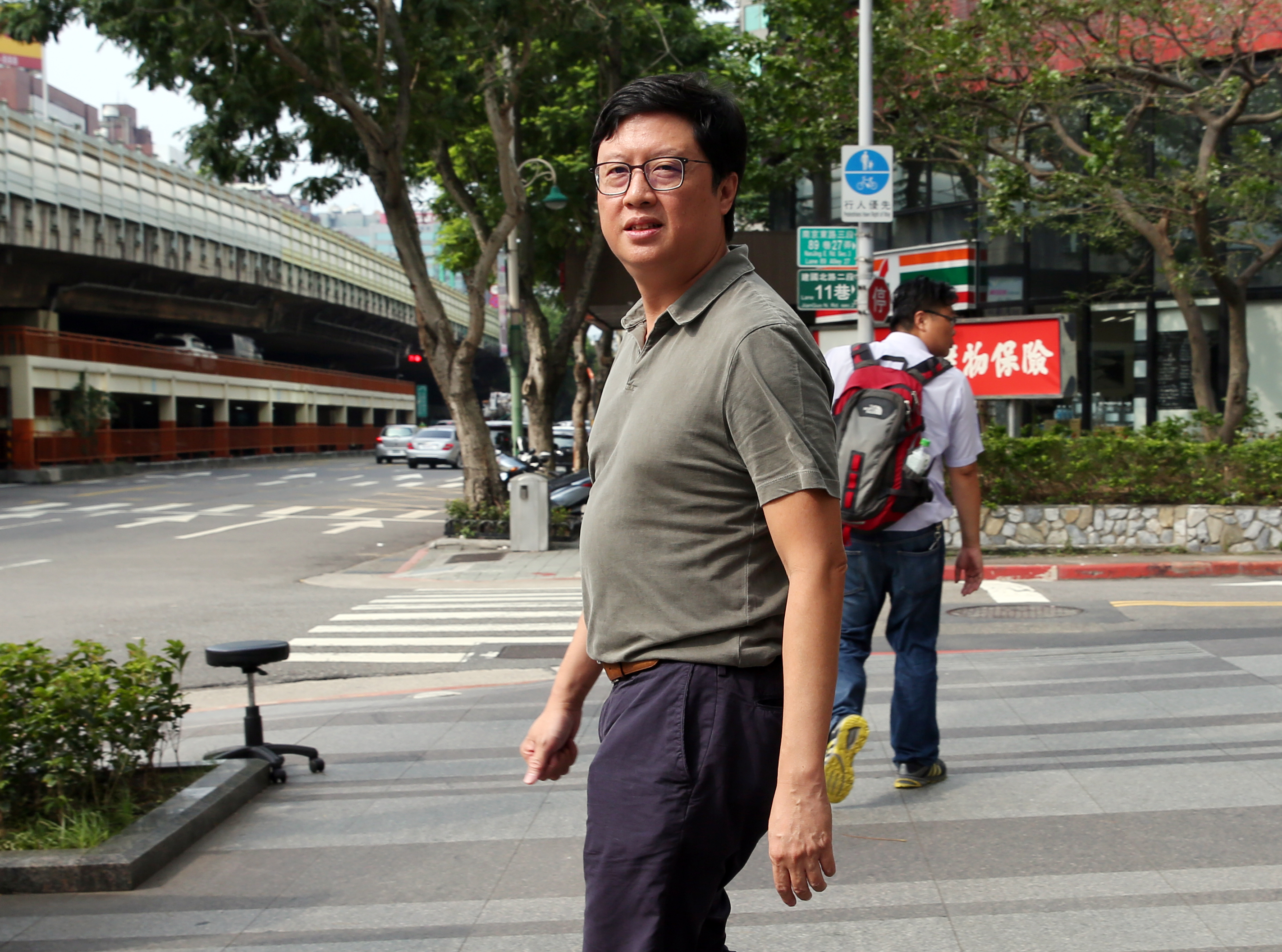 李昌霖為人低調，甚少接受媒體採訪。