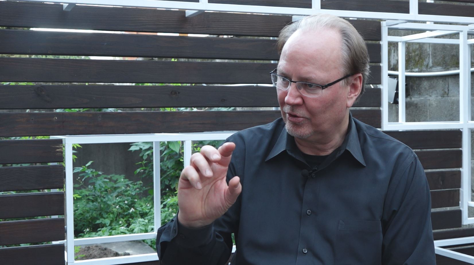 MIT媒體實驗室主持人肯特．拉森（Kent Larson）原本是執業的建築師，他說來到MIT之後，目前的工作能發揮更大的影響力。