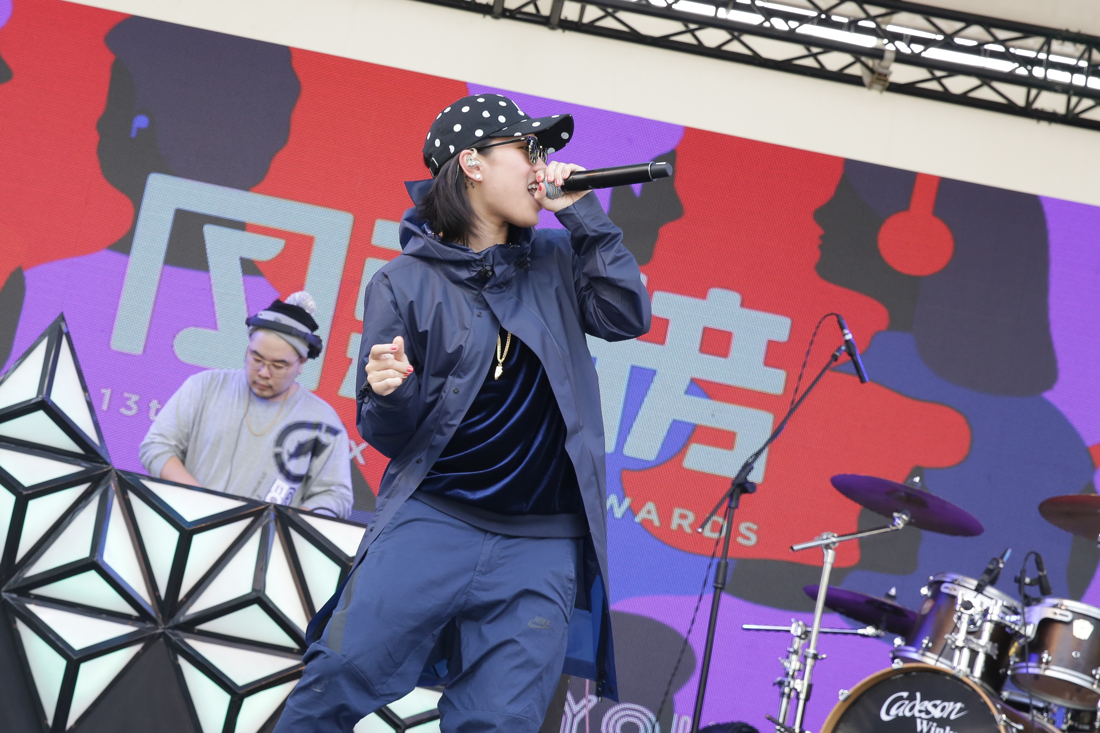 葛仲珊為KKBOX「前夜祭」彩排，透露最近為了演出勤學舞蹈、操到全身痠痛。