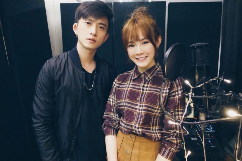 吳心緹與新加坡創作歌手邱鋒澤2人合作創作〈如果我是你〉，MV已在網上播出。