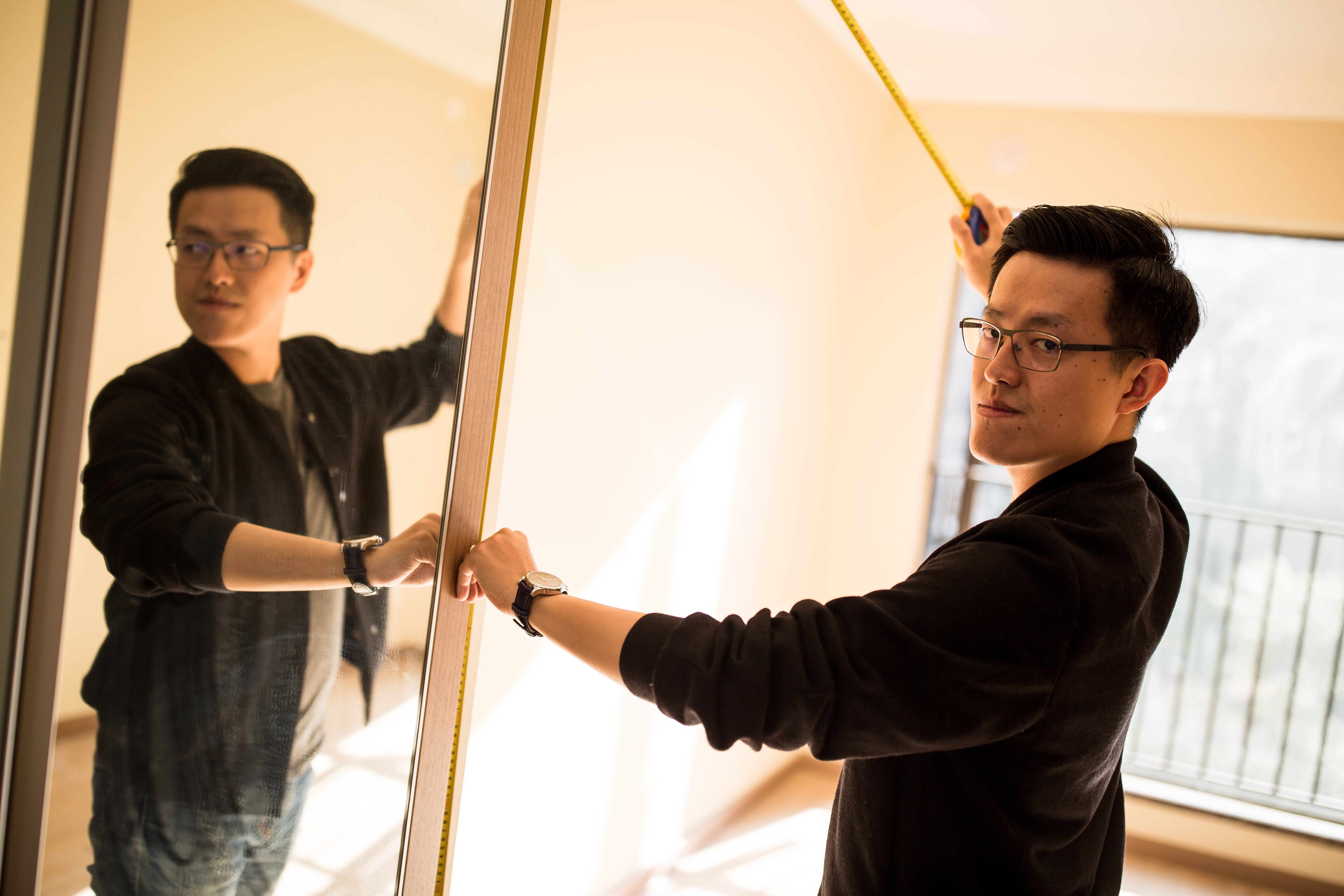 林宏諺於2014年創立有偶設計，有偶為了將空間轉化為品牌代言，融入公司文化與品牌故事，前期觀察與溝通往往就花上比別人多1～2倍時間。