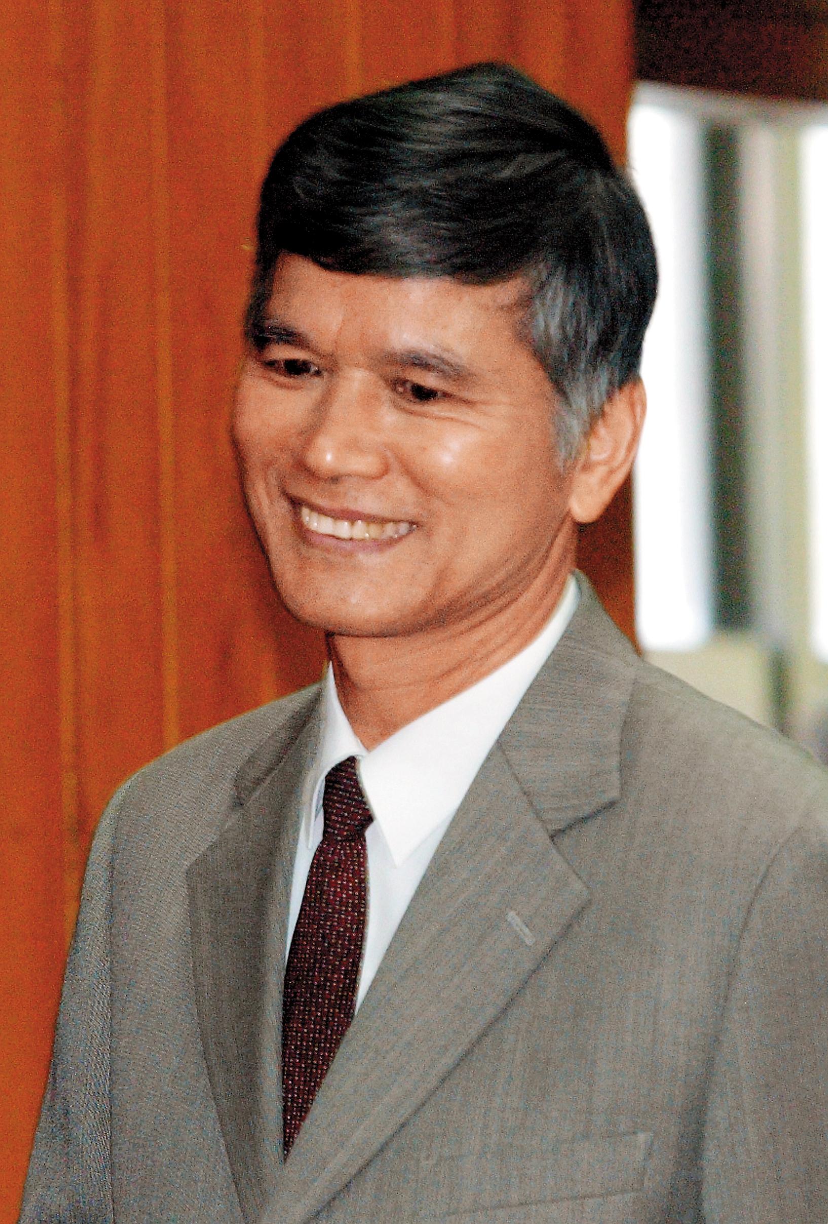 二次金改案法官曾德水也是判馬英九無罪的法官,他自嘲是「頭號戰犯」,決定暫不傳扁。(聯合知識庫)
