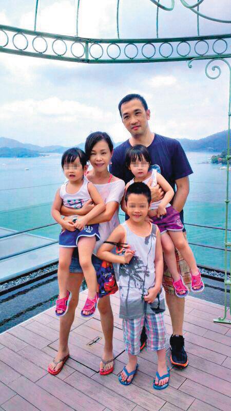 彭佳慧嫁給王丕仁後，接連生了1子2女，一家5口常曬幸福，但這1年來消失臉書。