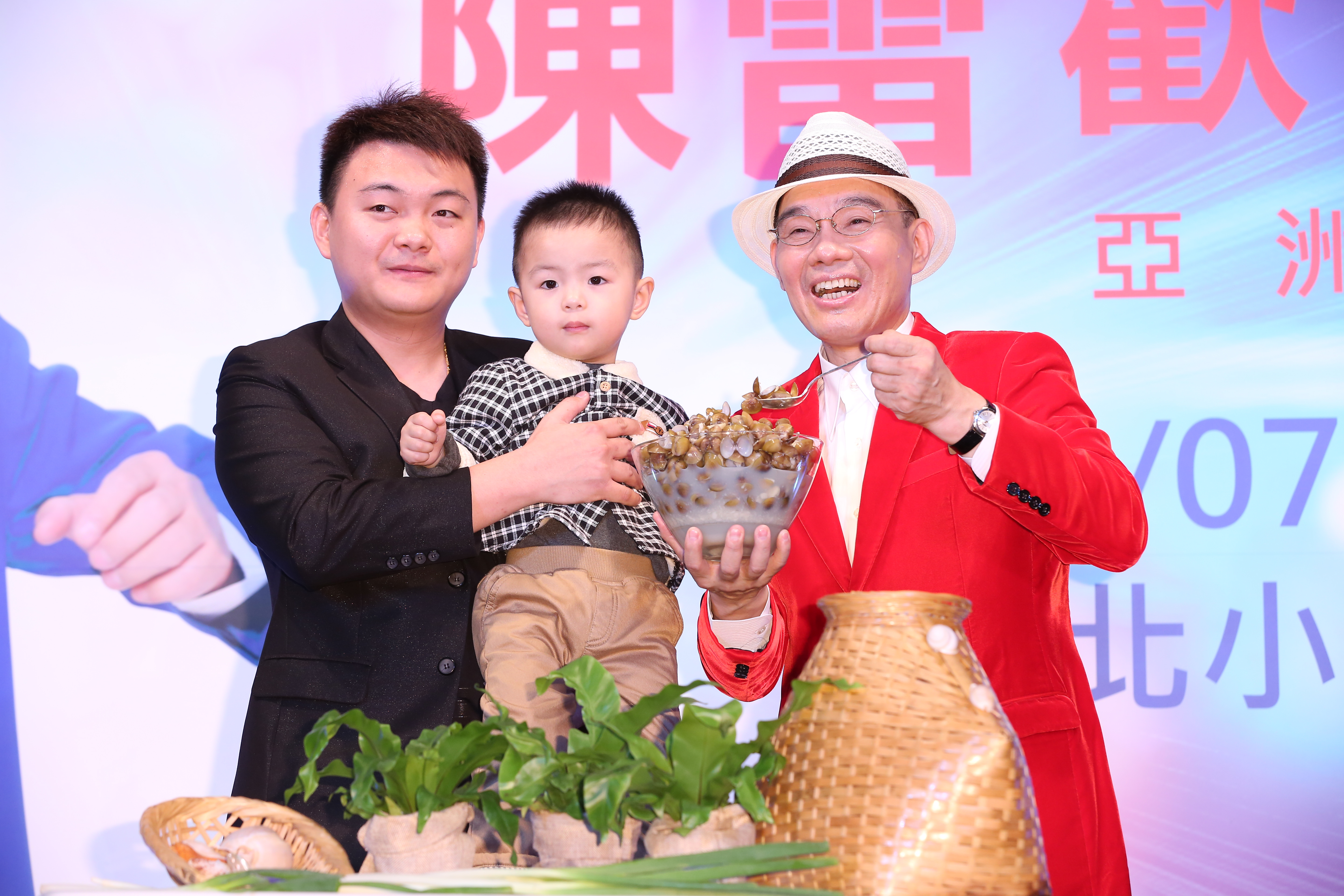 已當阿公的陳雷，忍不住獻寶稱2歲孫子會學他的歌〈猴賽雷〉。