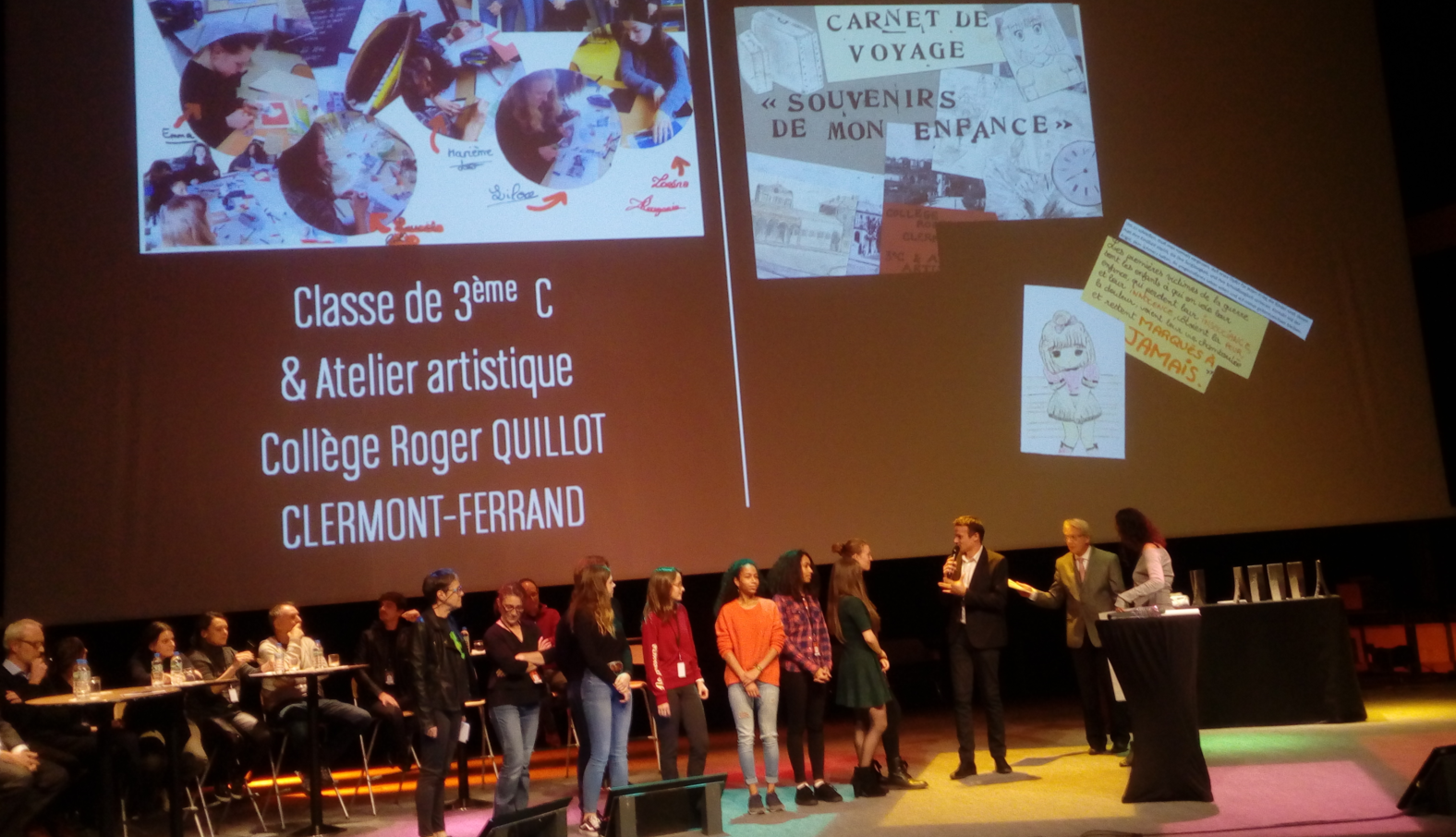 克城大展中小學組獎得主齊佑國中（le collège Roger Guillot）師生上台領獎。（林莉菁提供）