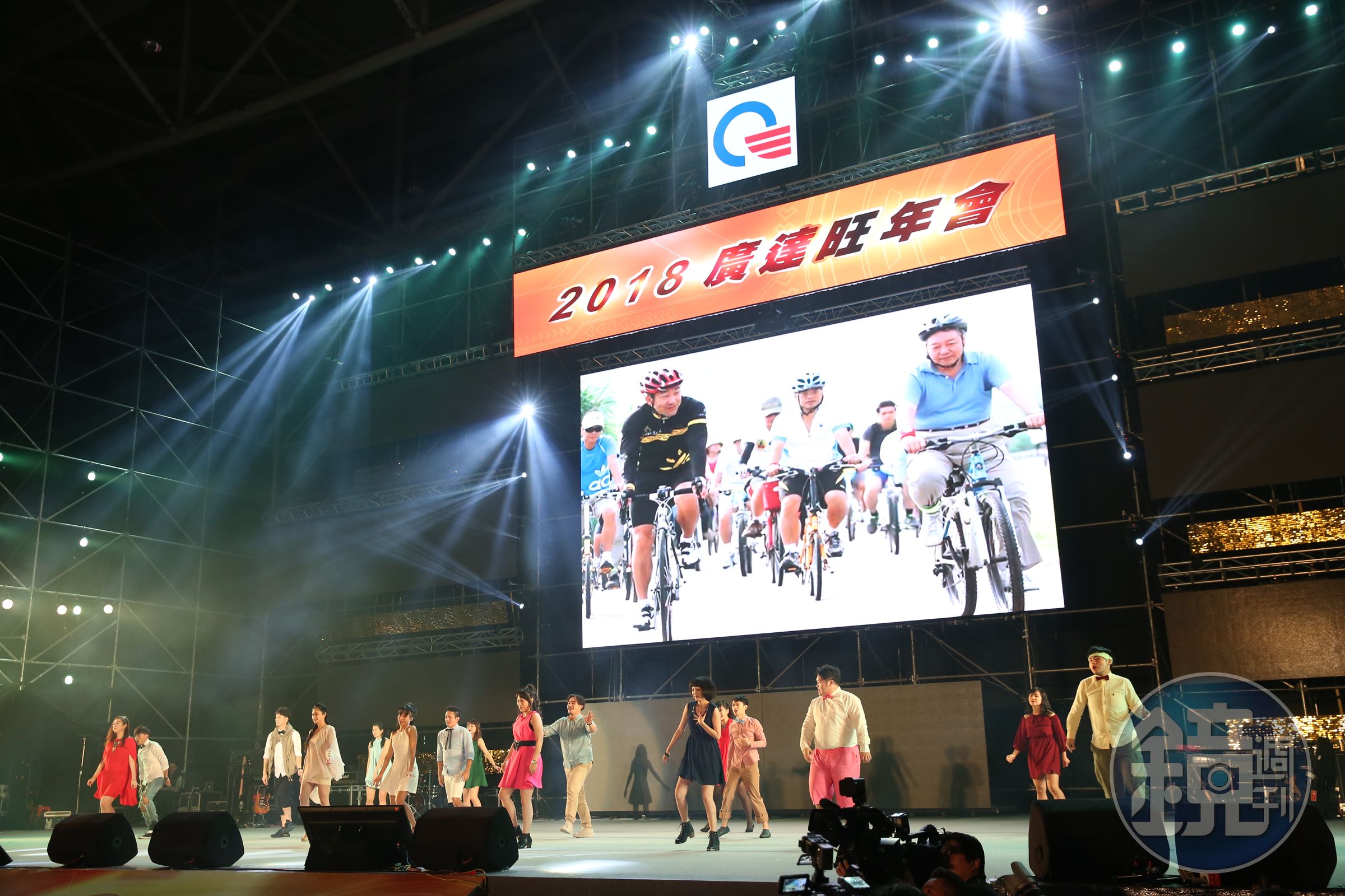 科技業尾牙本週登場，筆電與雲端龍頭廣達24日晚間舉辦旺年會。