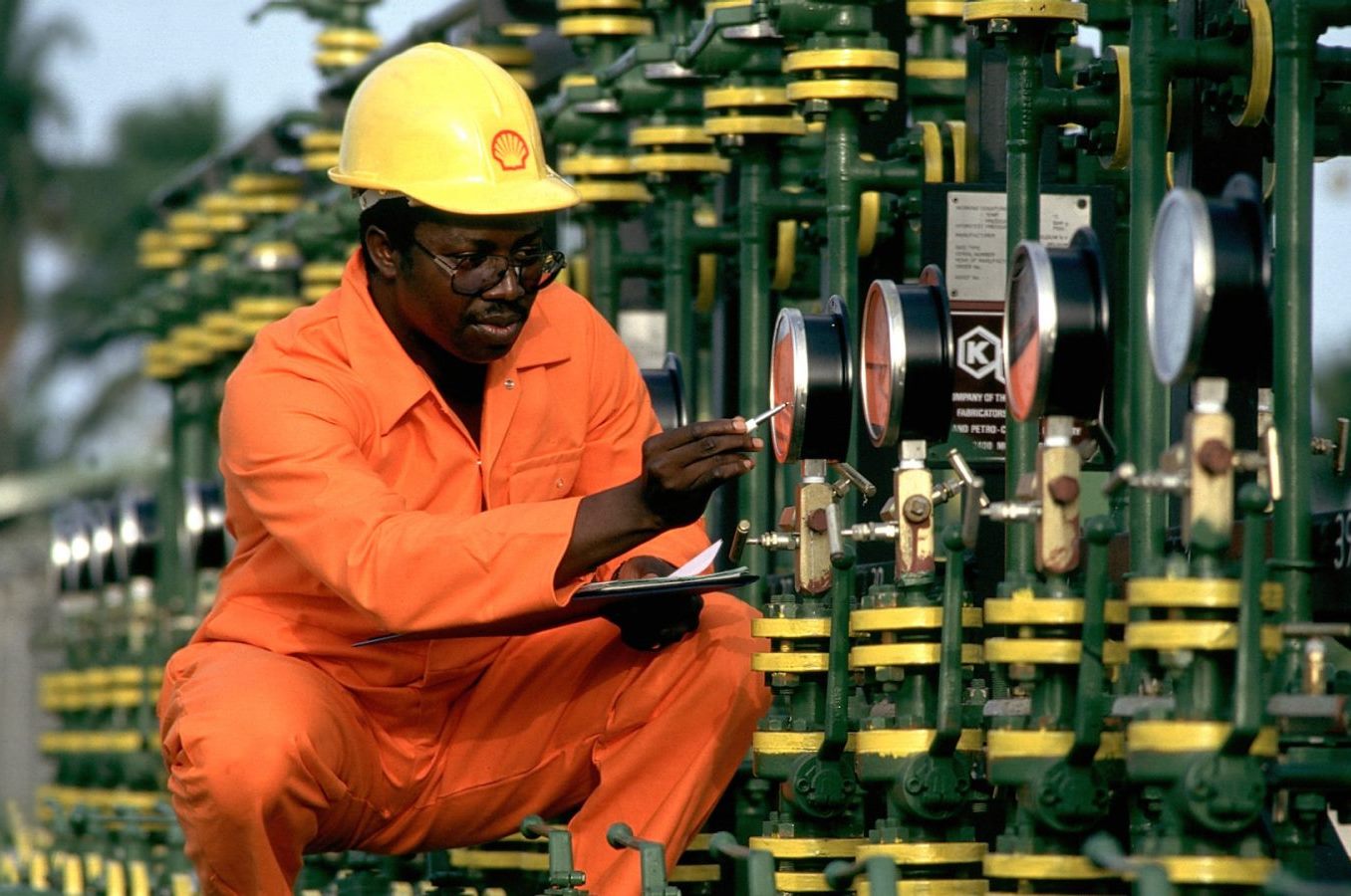 盧冠安長期觀察相對便宜的資產投資，2009年買進美國石油ETF，大幅獲利71％。（取自殼牌官網）