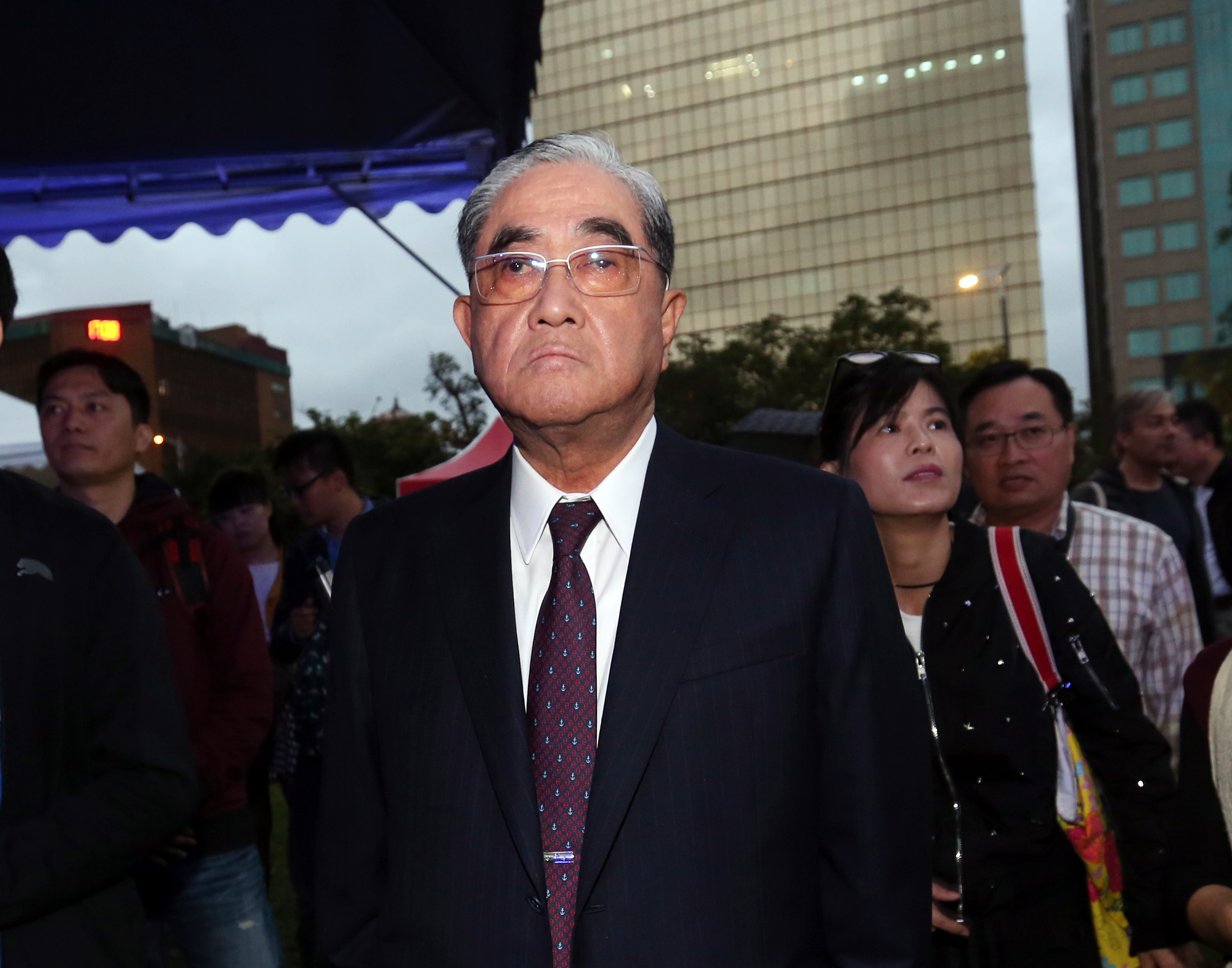 面對長子林知延深陷婚姻困境，板橋林家當家掌門、華南金副董林明成近來心情始終不佳。