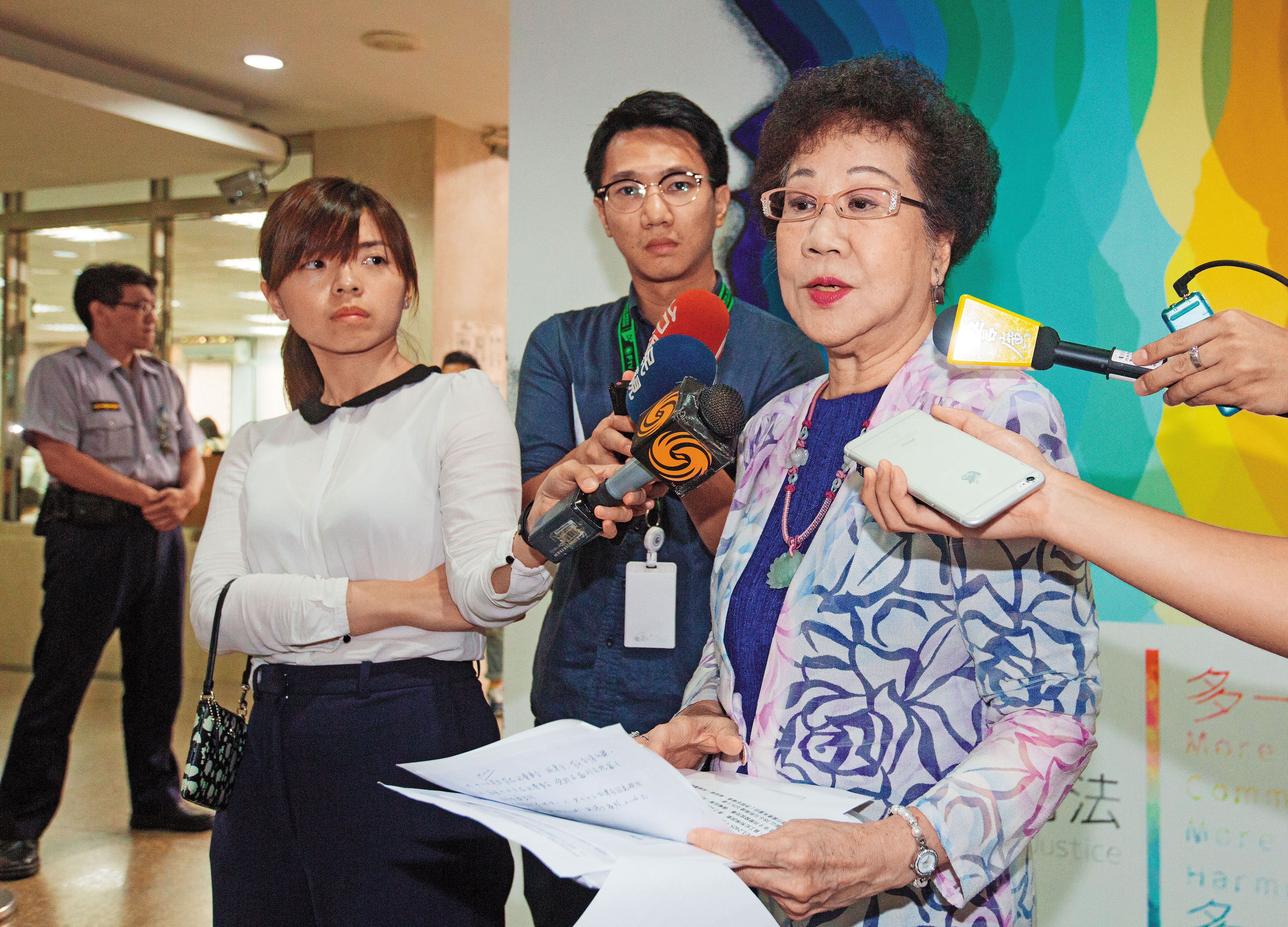 前副總統呂秀蓮揚言無論如何，會參選台北市長到底，不會退讓。