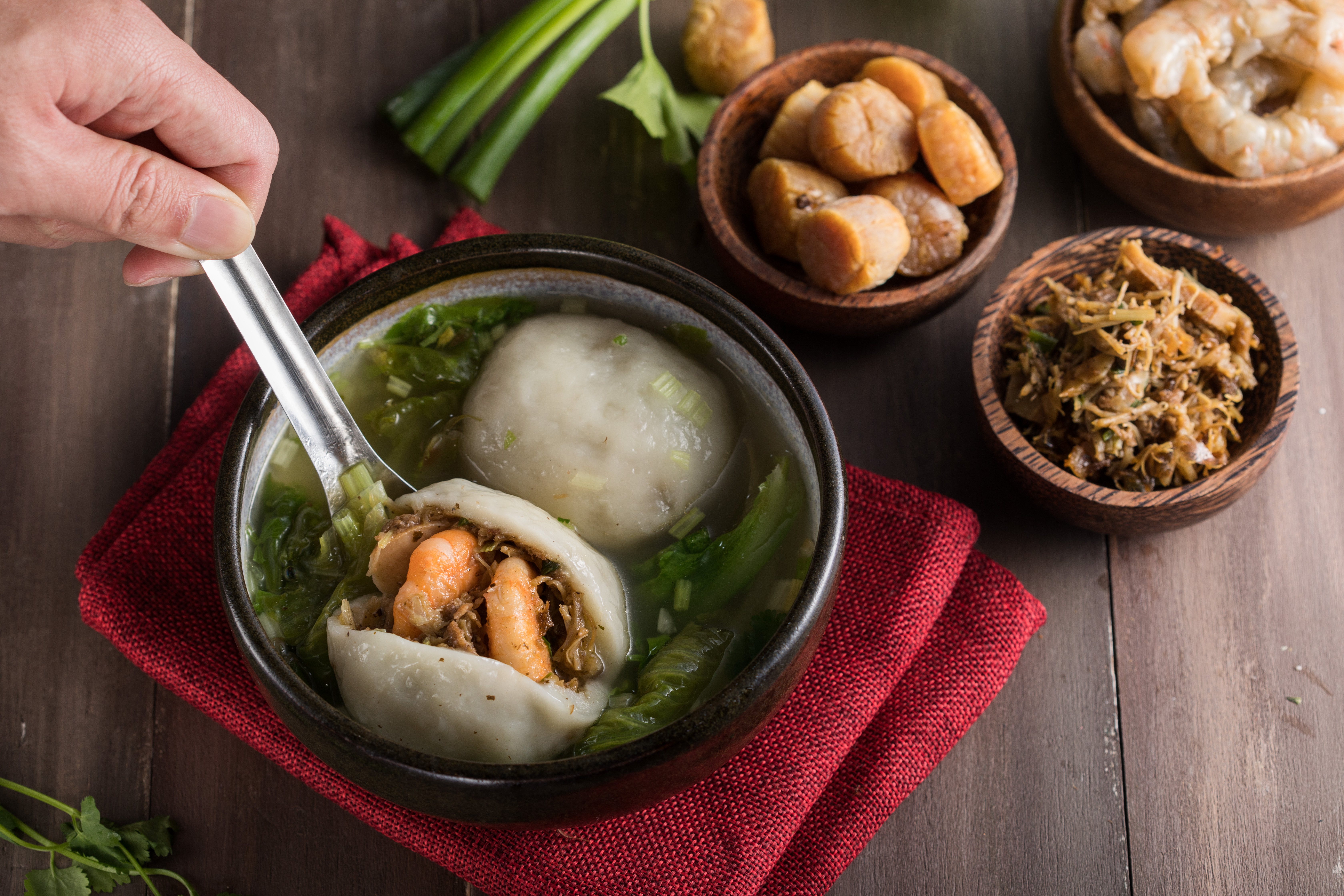 「福樂屋」用北海道干貝、金華火腿做出LV級的豪華元宵。