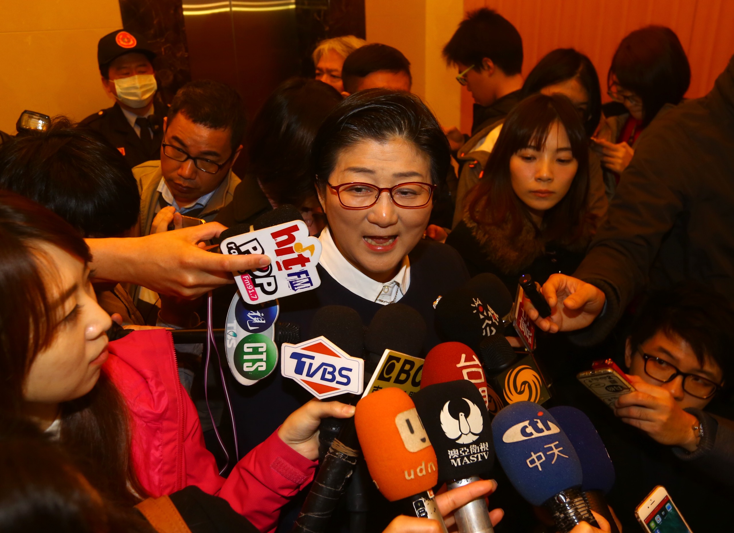 辜嚴倬雲稍早她發表近千字聲明，駁斥現任主委雷倩（圖）指控。