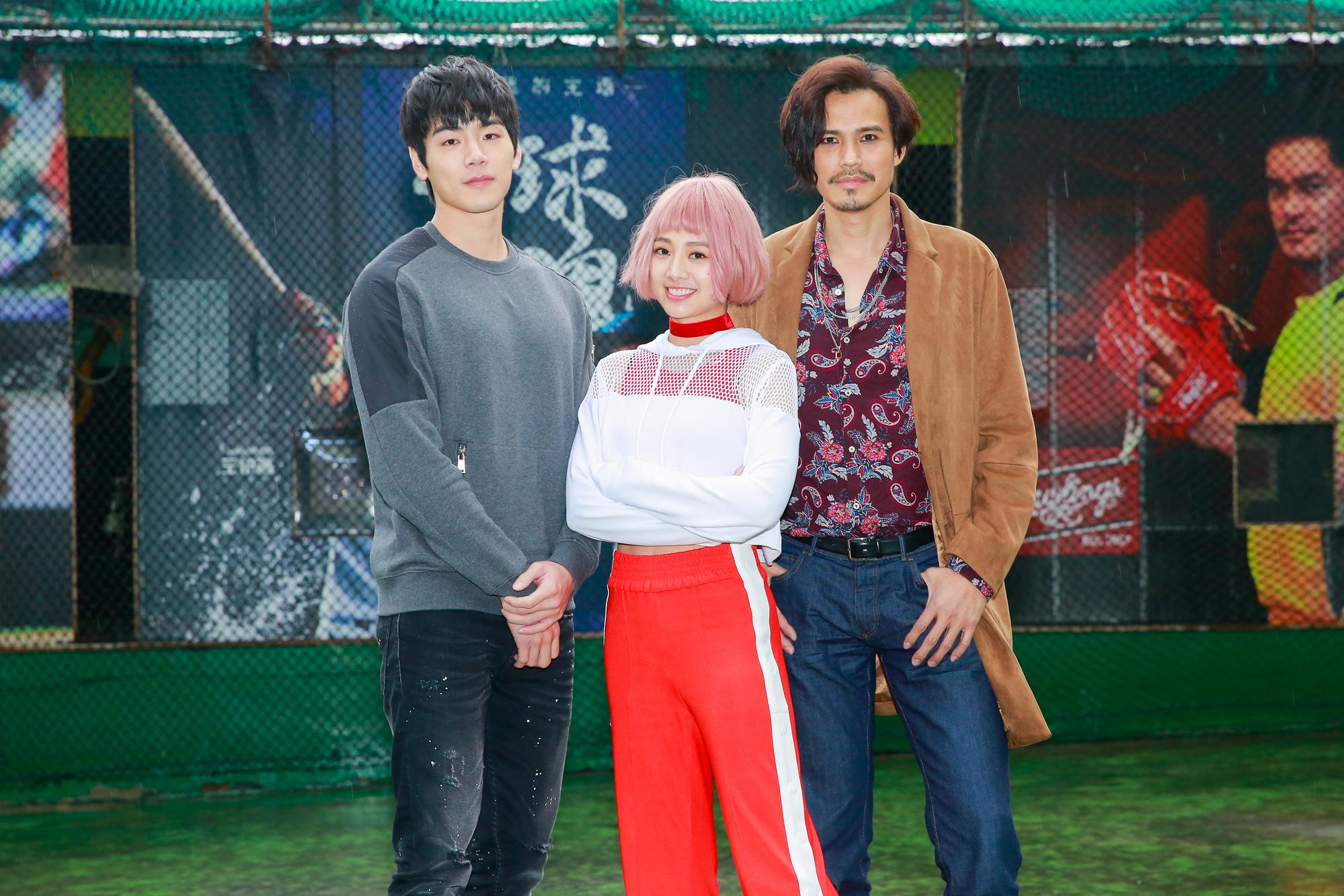 為了沖淡電影的悲傷情緒,禾浩辰(左起)、鬼鬼、大慶在片中負責搞笑的任務,鬼鬼還嘗試跟大慶展開「大叔戀」。