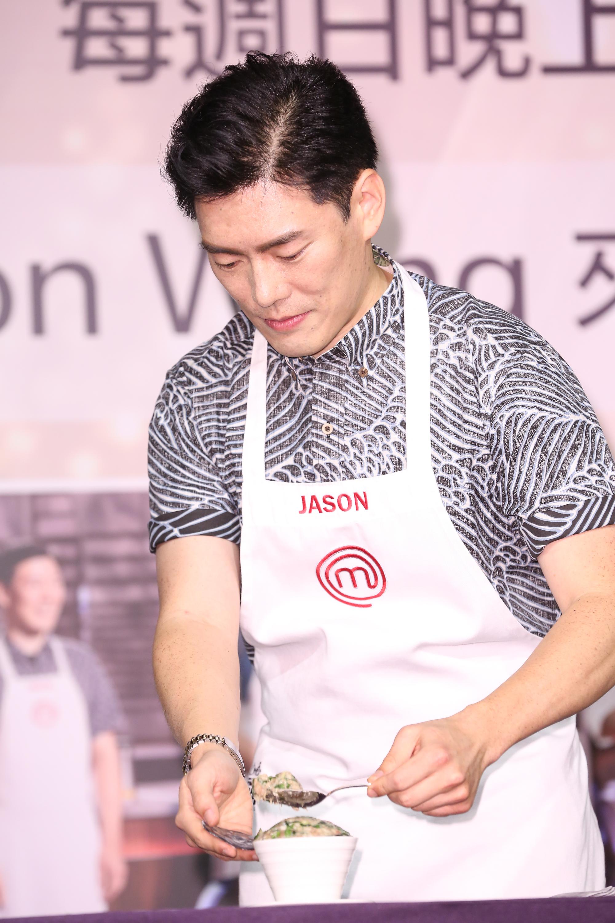 Jason應邀回台灣訪問,記者會上他特別現包「七彩水餃」,讓現場充滿濃濃年味。