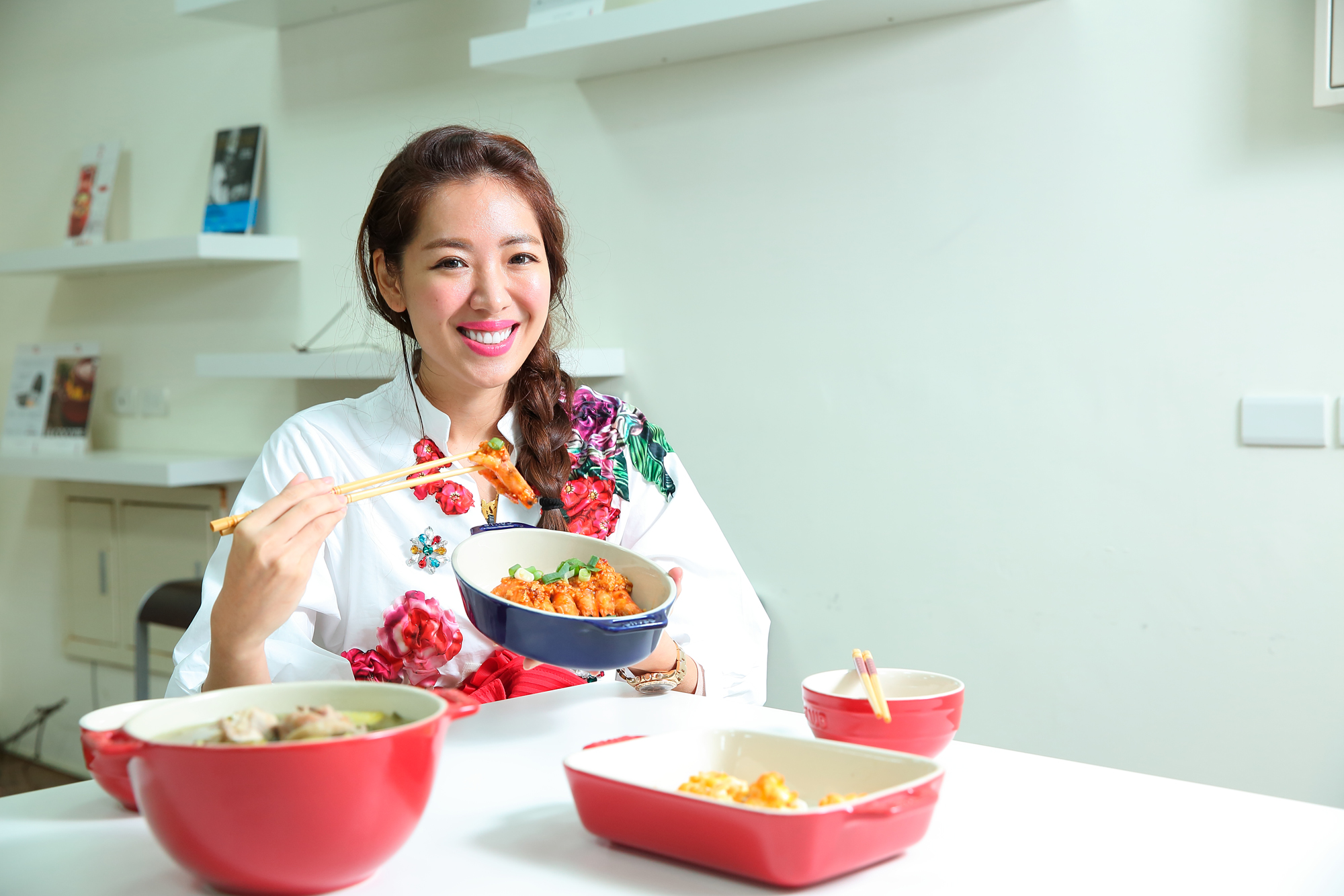 劉伊心示範年菜做法，3道菜用簡單的方法就輕鬆上桌。