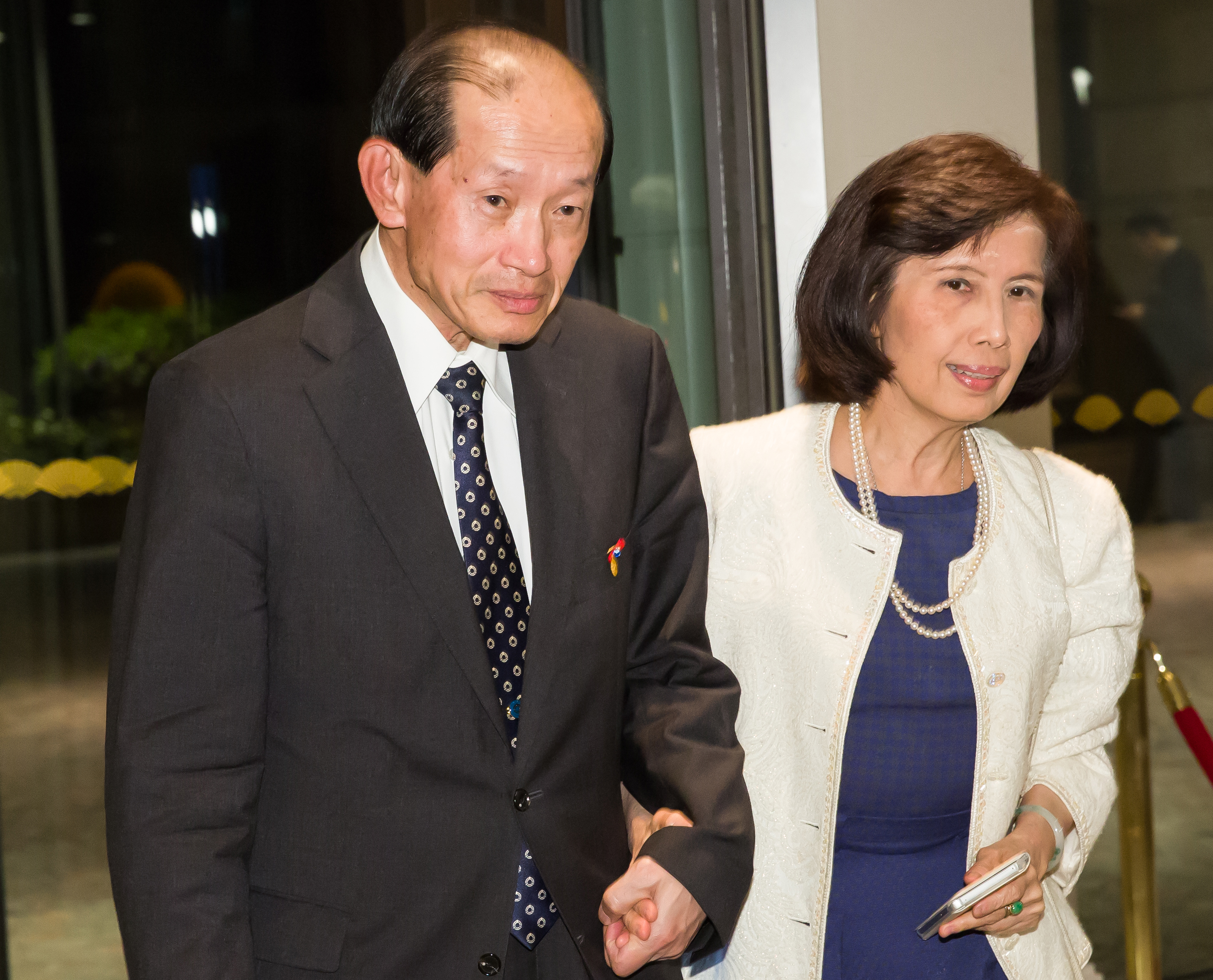 林郭文艷（右）行事非常低調，由於夫婿林蔚山敦厚溫和，她隱身背後輔佐。