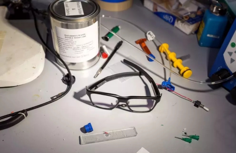 智慧眼鏡Vaunt即將發售　這些炫酷功能你知道嗎？