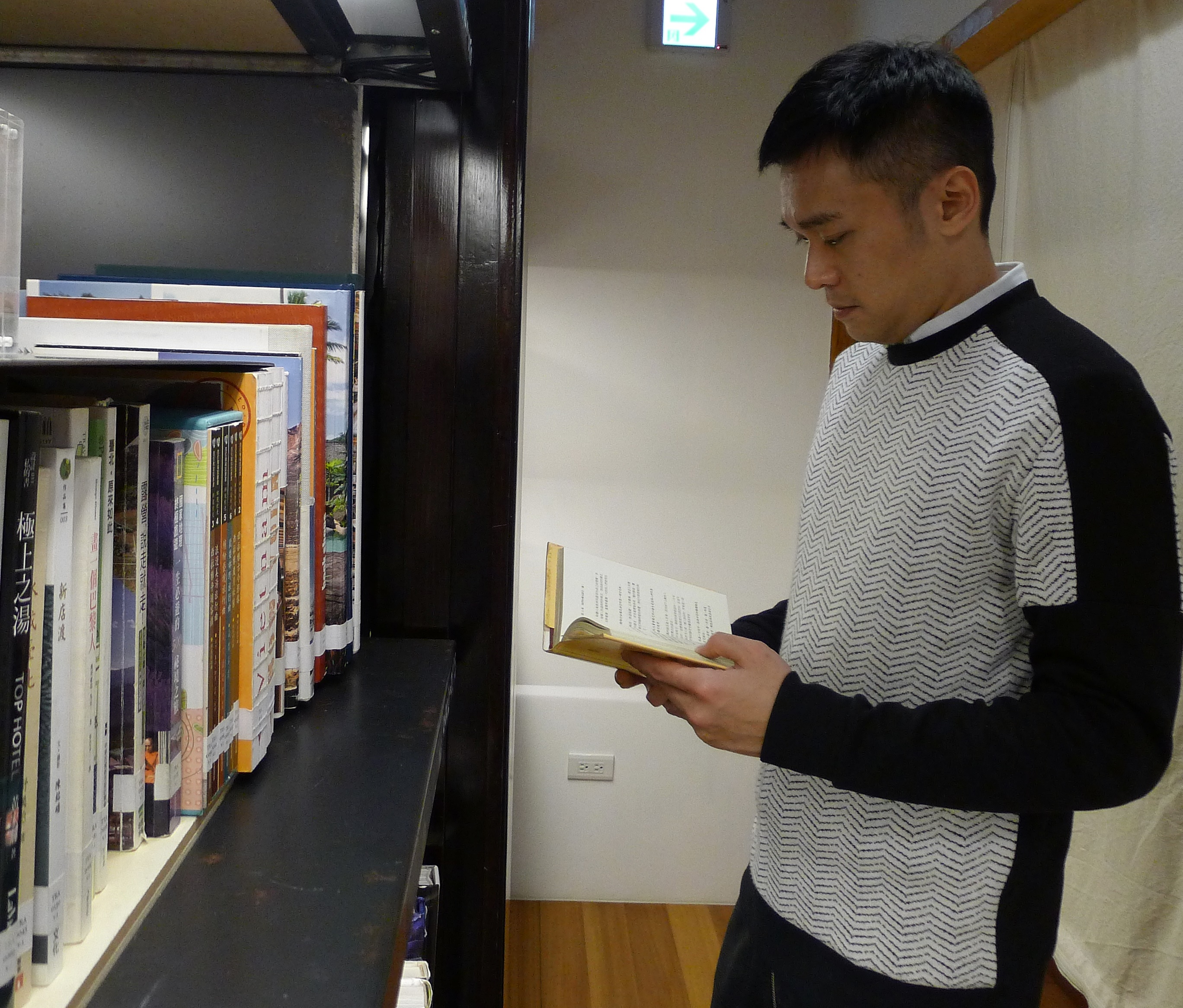 香港詩人黃裕邦對台灣的一切都感到有趣。