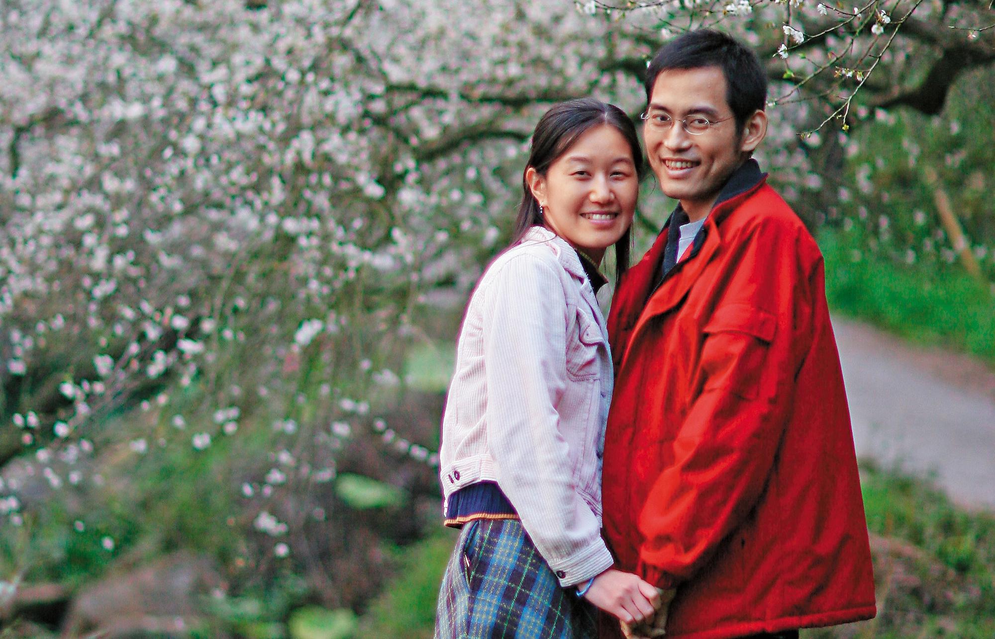 李玟萱和陳澤銘相識於1996年3月9日,陳澤銘2007年3月4日因胸腺癌病逝。(李玟萱提供)