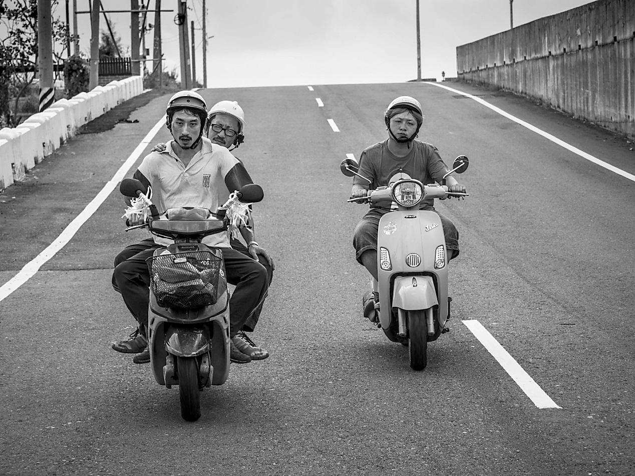 新銳導演黃信堯的《大佛普拉斯》原是劇情短片，獲文化部1,200萬元補助後延伸為長片，是近年國片的佳作。