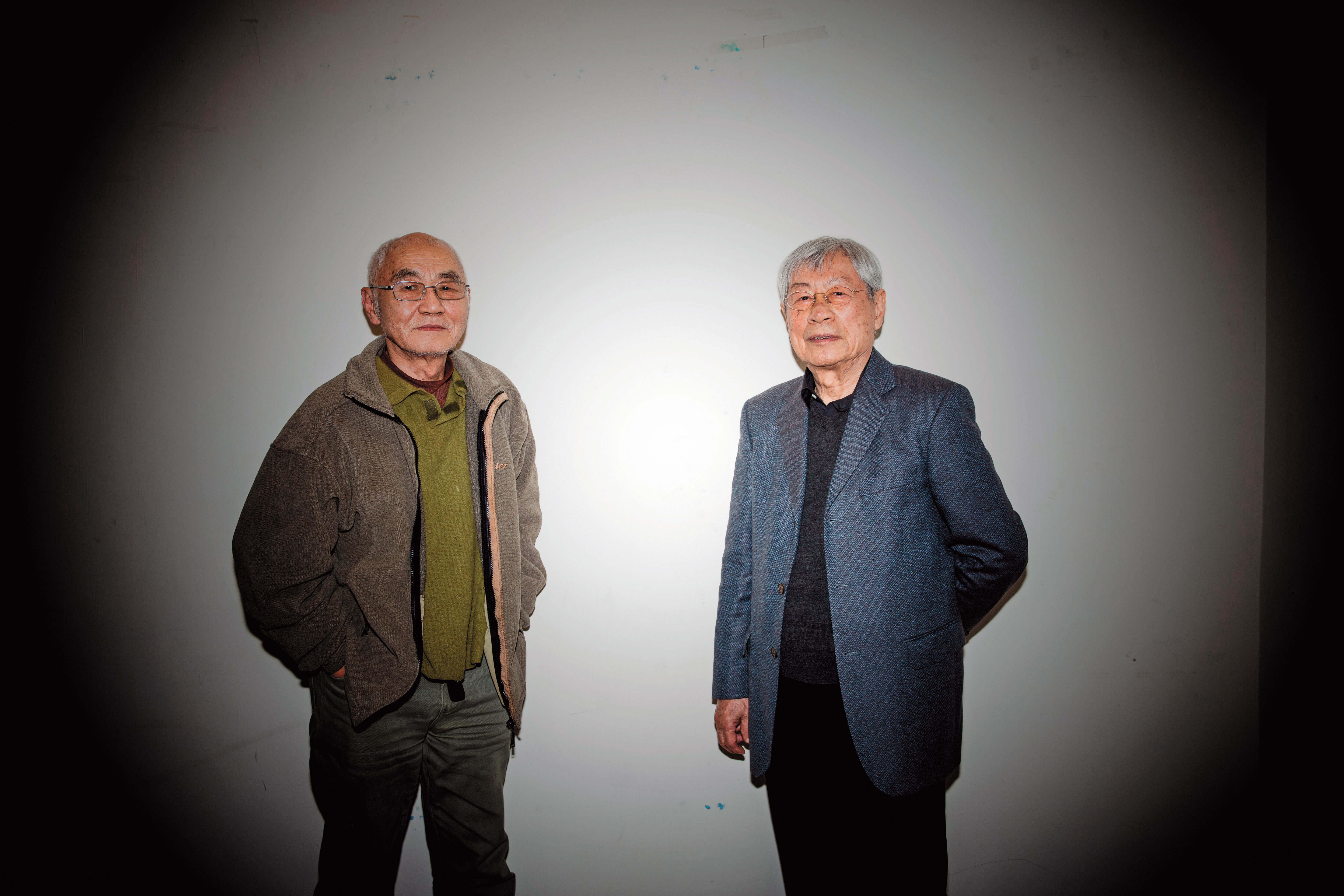 近半個世紀前，黃文雄（左）、鄭自才（右）於紐約行刺蔣經國，而今2人皆80多歲了。